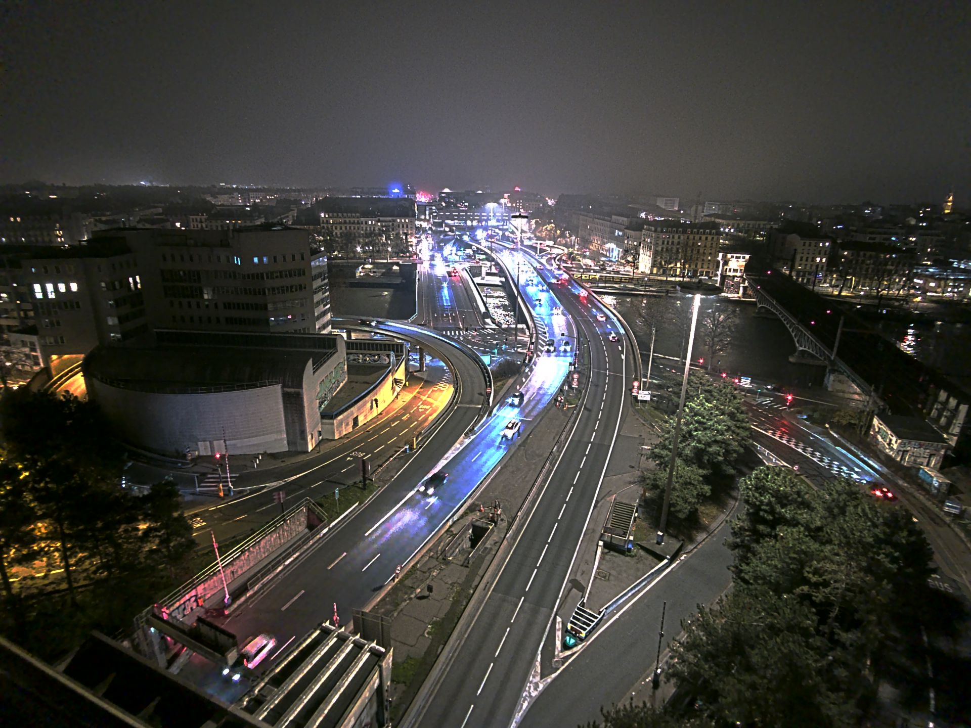 Caméra autoroute à Lyon Perrache à l'entrée Sud du Tunnel sous Fourvière, en direction de Marseille