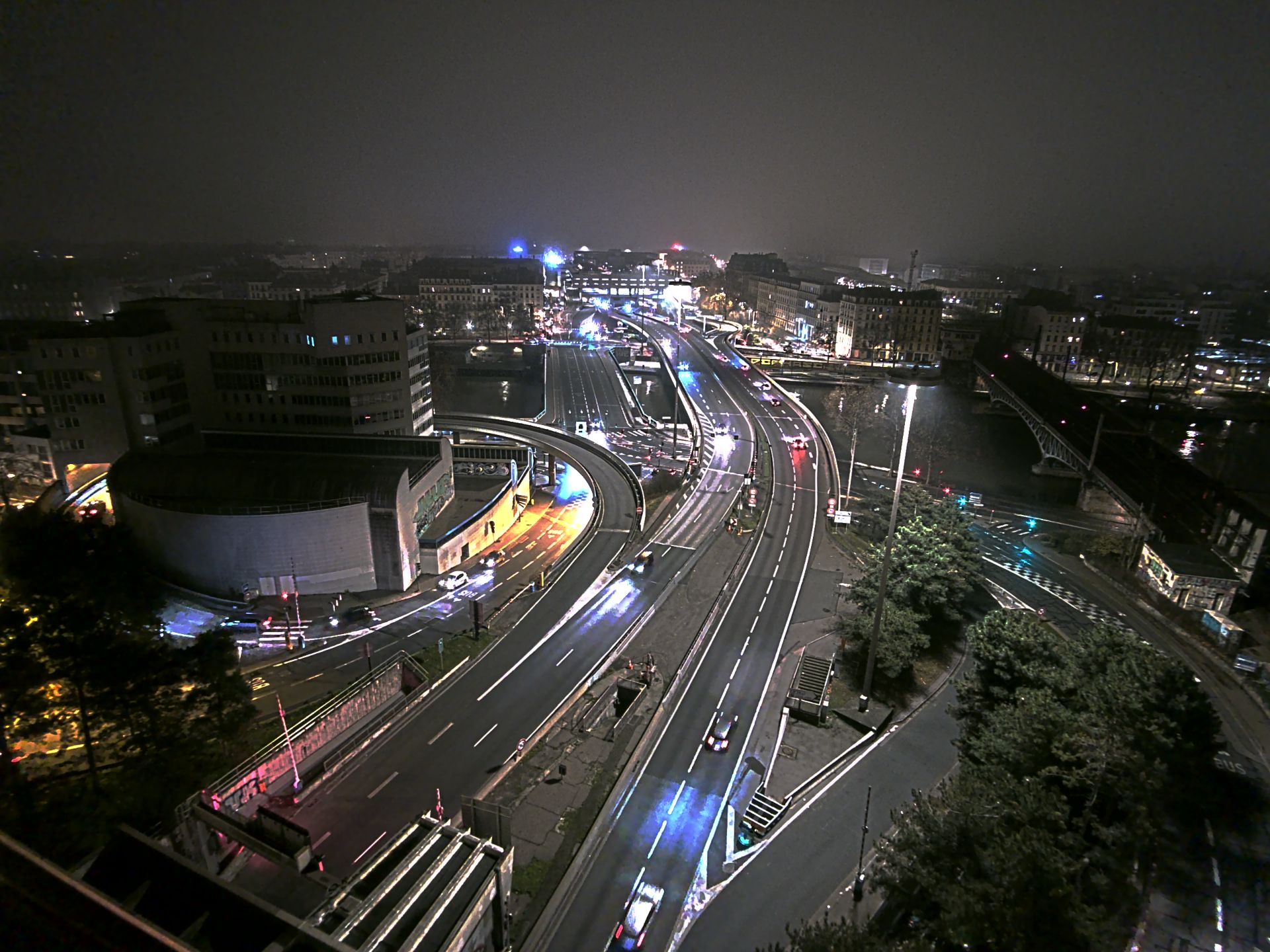 Caméra autoroute à Lyon Perrache à l'entrée Sud du Tunnel sous Fourvière, en direction de Marseille