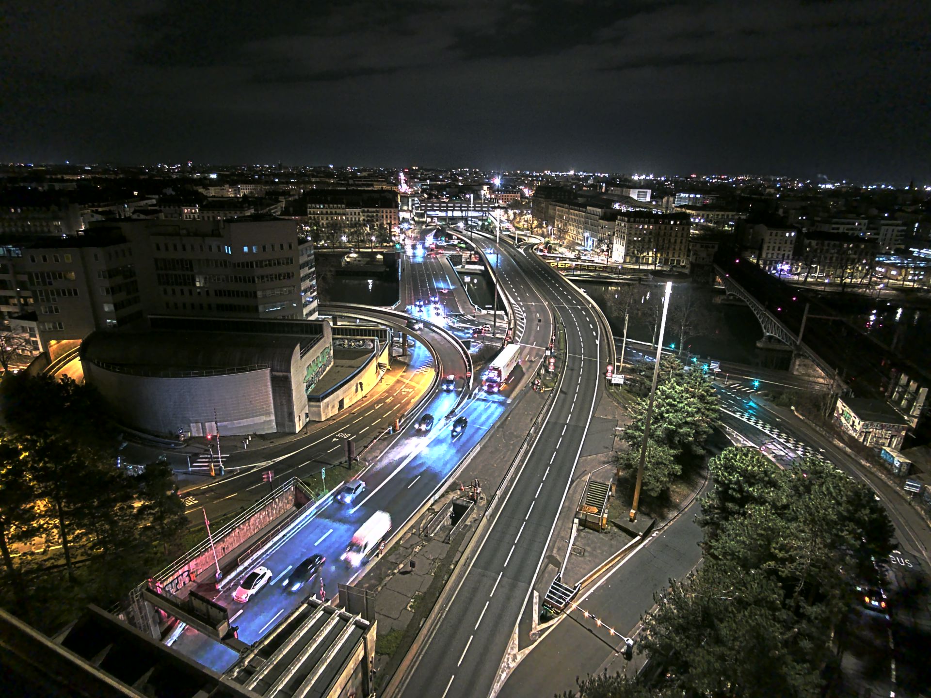 Caméra autoroute à Lyon Perrache à l'entrée Sud du Tunnel sous Fourvière, en direction de Marseille