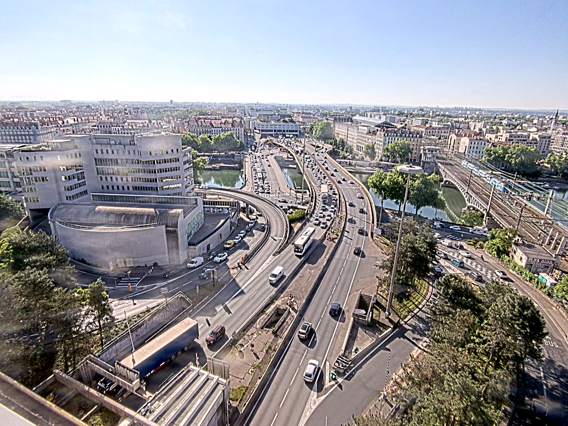 Caméra autoroute à Lyon Perrache à l'entrée Sud du Tunnel sous Fourvière, en direction de Marseille