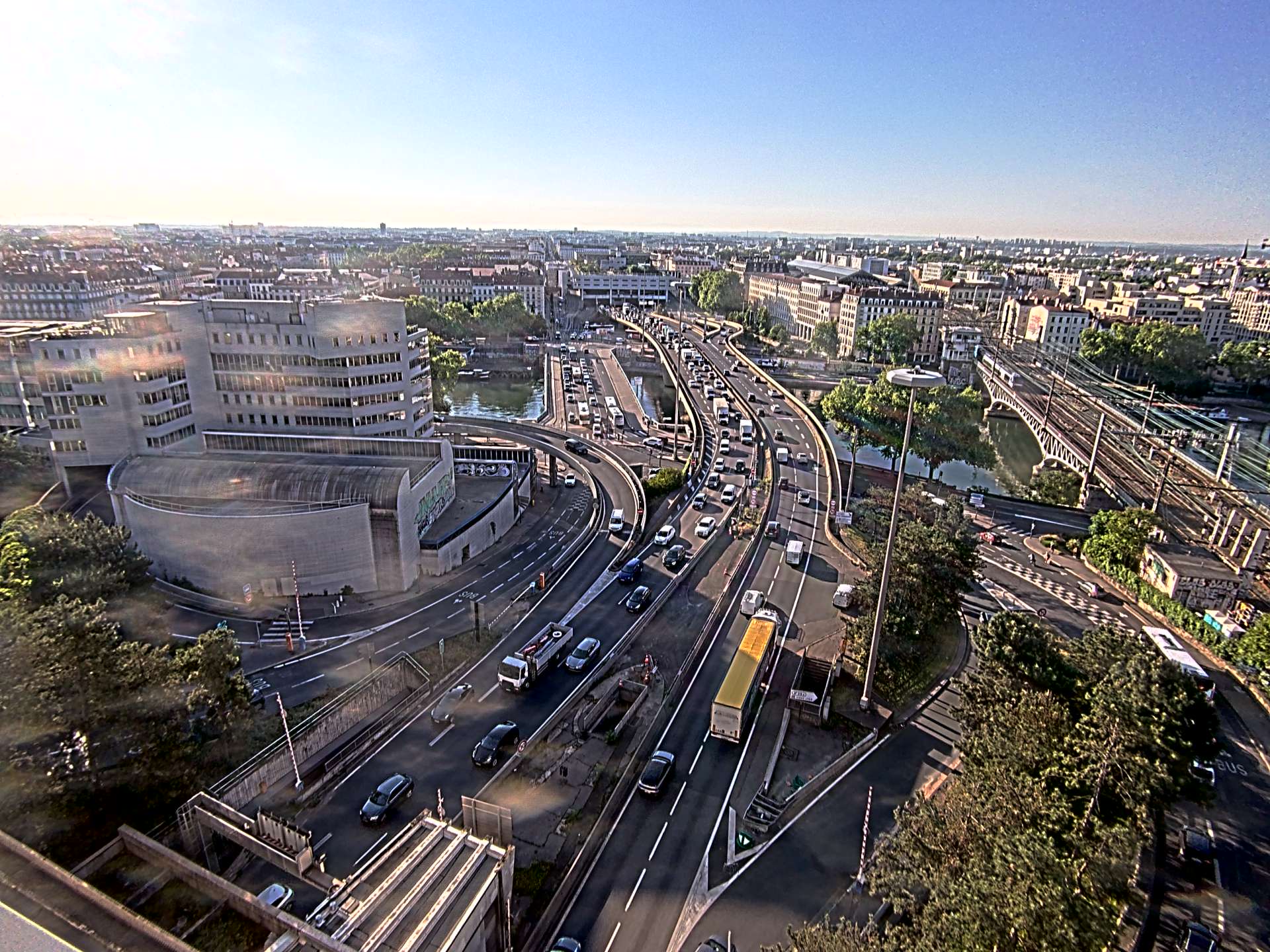 Caméra autoroute à Lyon Perrache à l'entrée Sud du Tunnel sous Fourvière, en direction de Marseille