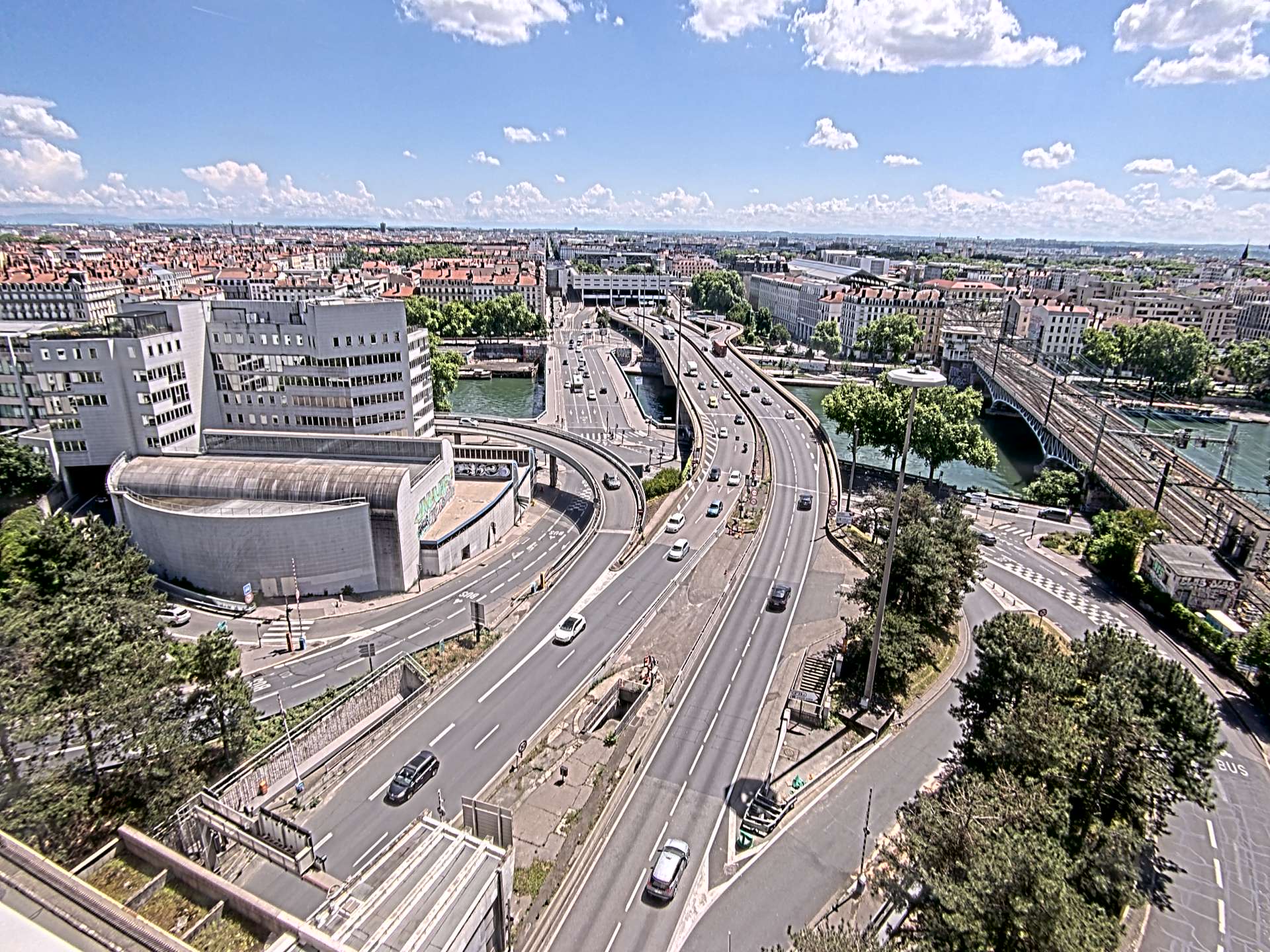 Caméra autoroute à Lyon Perrache à l'entrée Sud du Tunnel sous Fourvière, en direction de Marseille