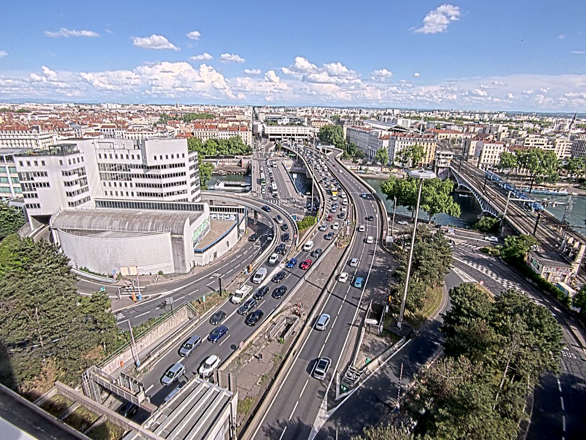 Caméra autoroute à Lyon Perrache à l'entrée Sud du Tunnel sous Fourvière, en direction de Marseille