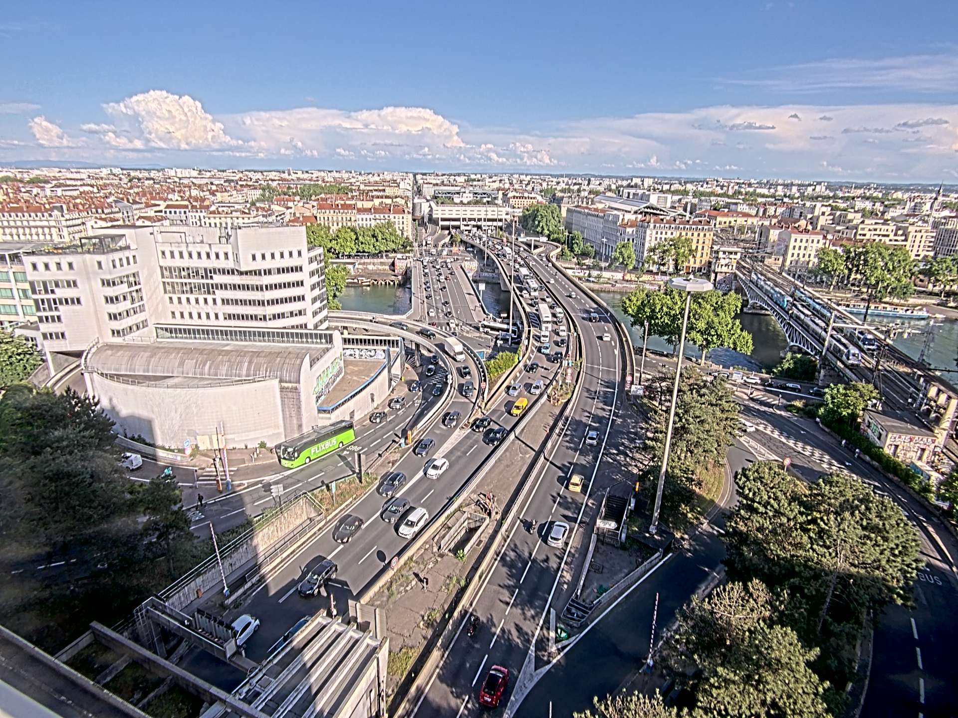 Caméra autoroute à Lyon Perrache à l'entrée Sud du Tunnel sous Fourvière, en direction de Marseille