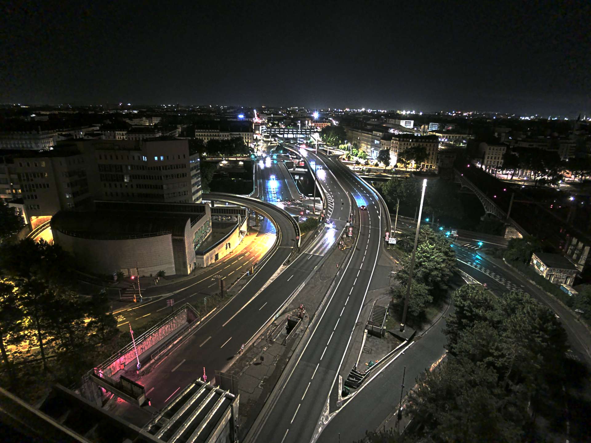 Caméra autoroute à Lyon Perrache à l'entrée Sud du Tunnel sous Fourvière, en direction de Marseille