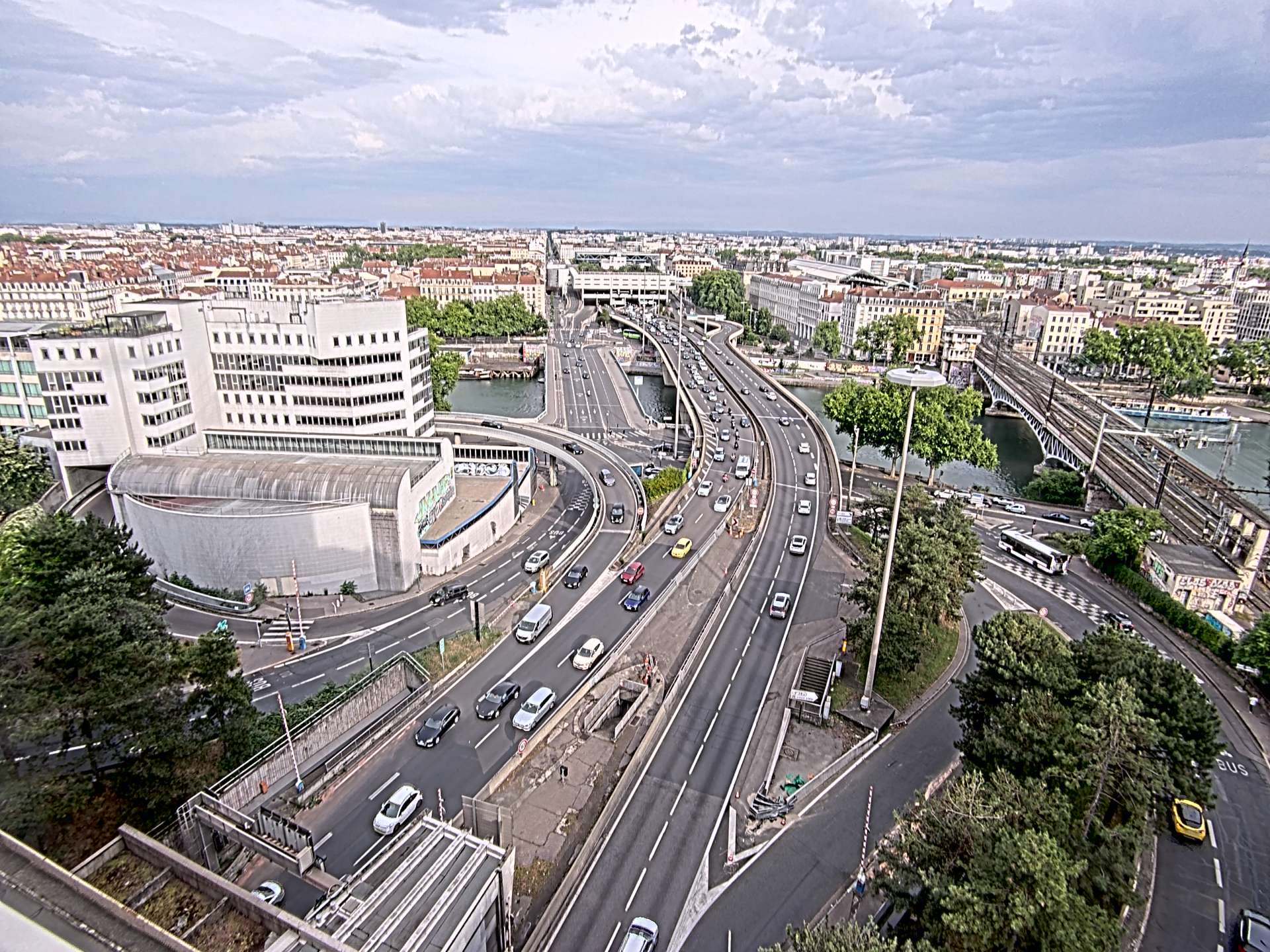 Caméra autoroute à Lyon Perrache à l'entrée Sud du Tunnel sous Fourvière, en direction de Marseille