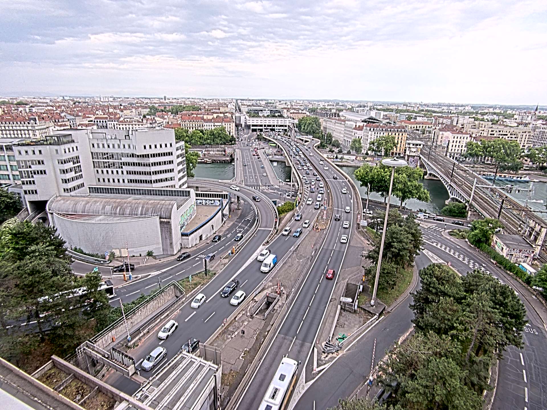 Caméra autoroute à Lyon Perrache à l'entrée Sud du Tunnel sous Fourvière, en direction de Marseille