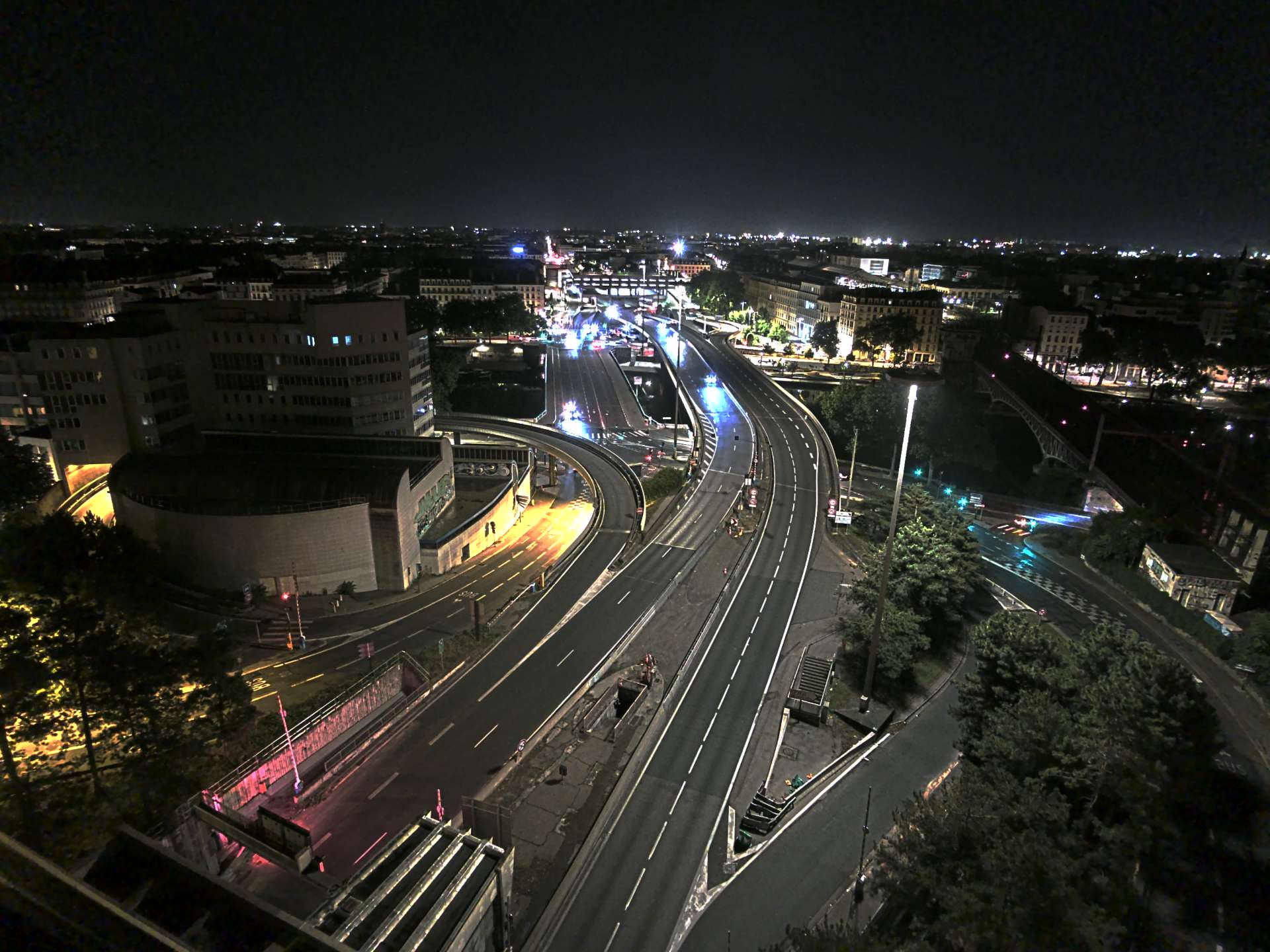 Caméra autoroute à Lyon Perrache à l'entrée Sud du Tunnel sous Fourvière, en direction de Marseille