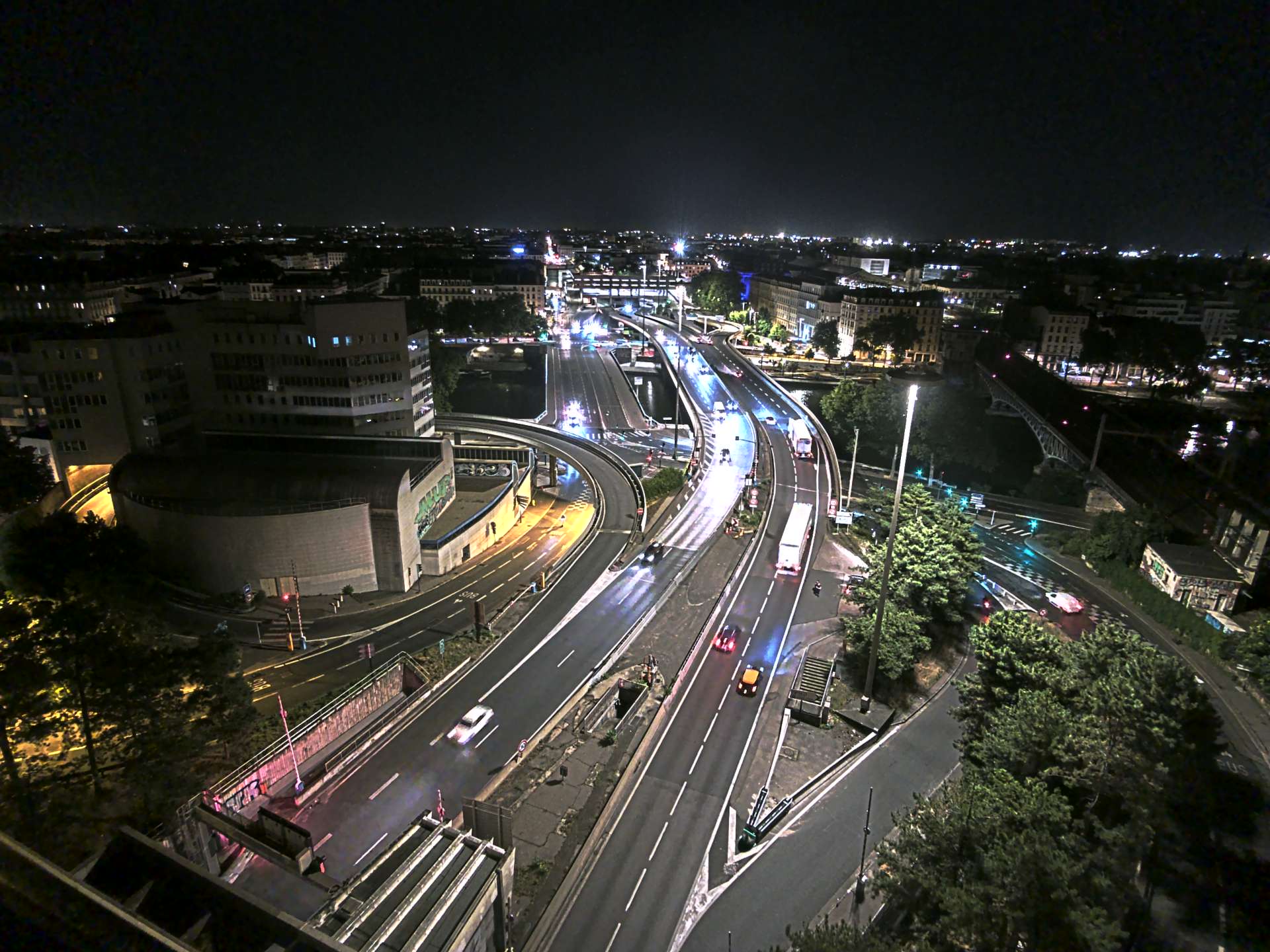 Caméra autoroute à Lyon Perrache à l'entrée Sud du Tunnel sous Fourvière, en direction de Marseille