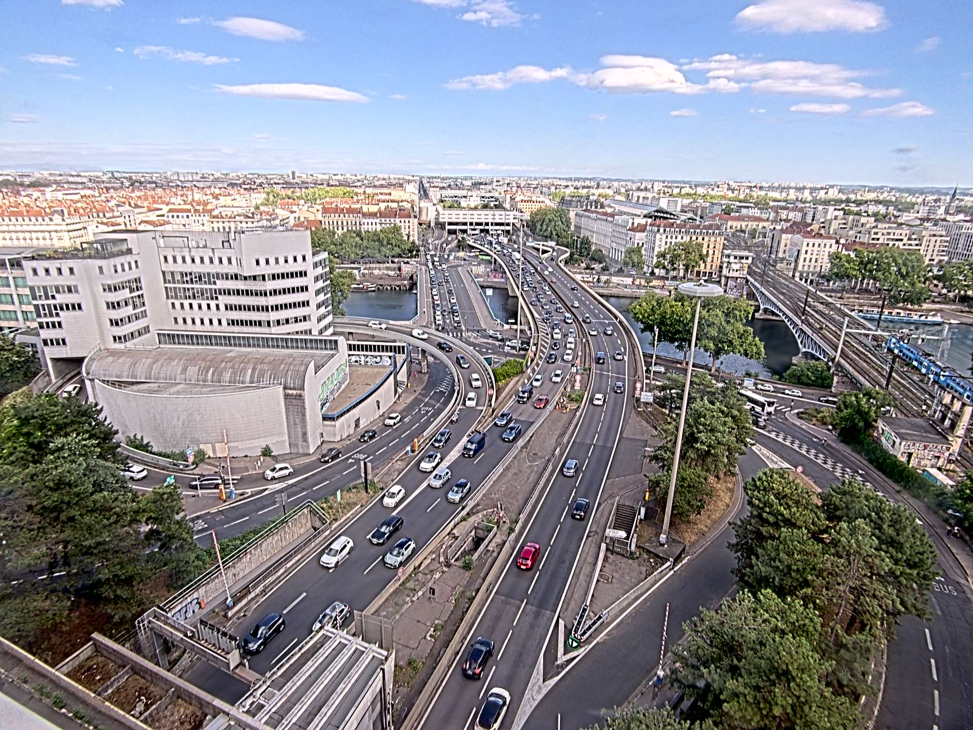 Caméra autoroute à Lyon Perrache à l'entrée Sud du Tunnel sous Fourvière, en direction de Marseille