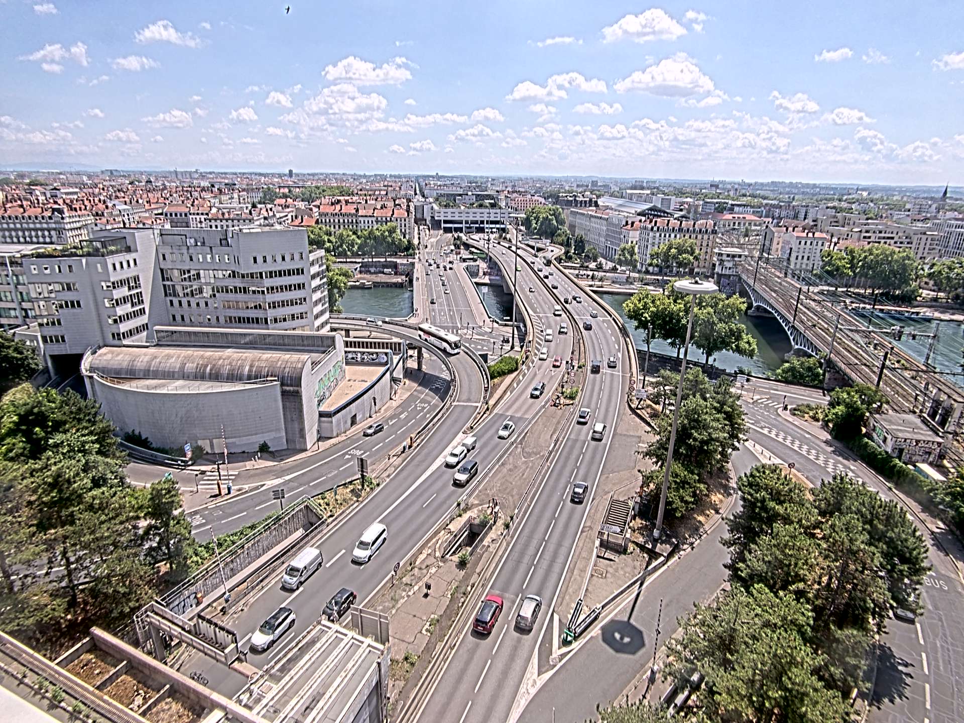 Caméra autoroute à Lyon Perrache à l'entrée Sud du Tunnel sous Fourvière, en direction de Marseille