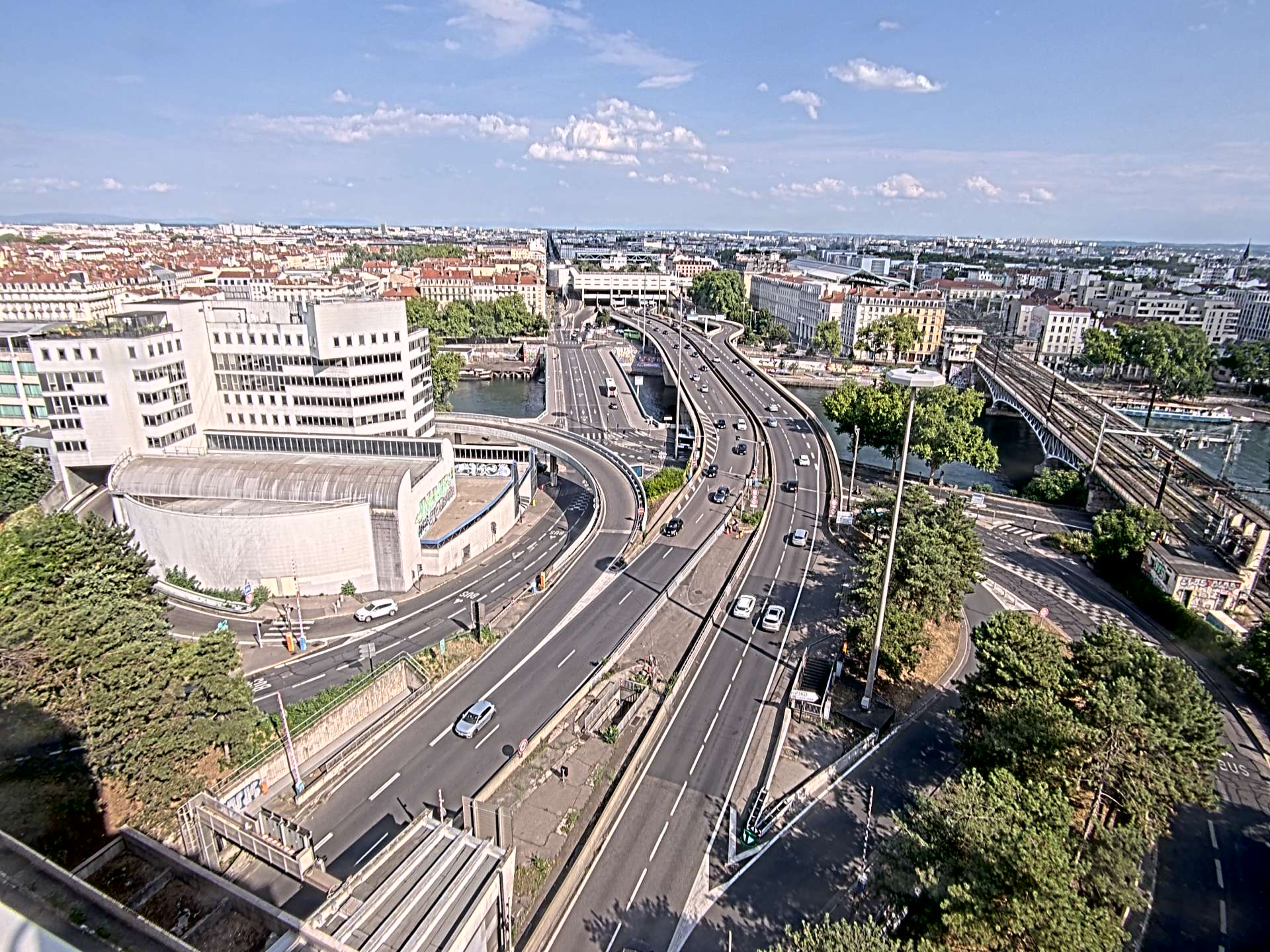 Caméra autoroute à Lyon Perrache à l'entrée Sud du Tunnel sous Fourvière, en direction de Marseille