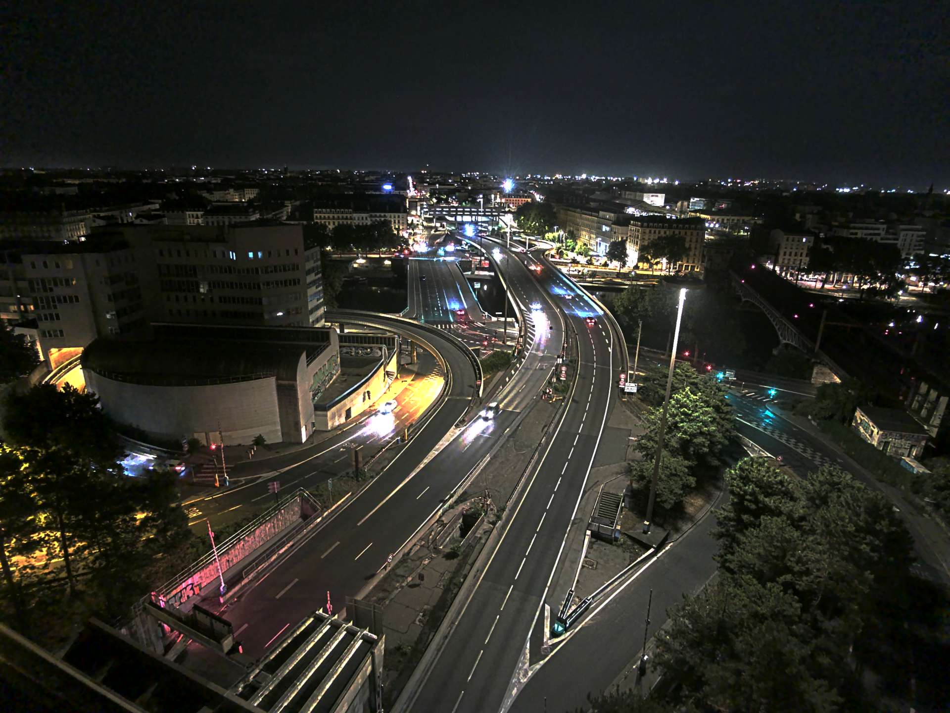 Caméra autoroute à Lyon Perrache à l'entrée Sud du Tunnel sous Fourvière, en direction de Marseille
