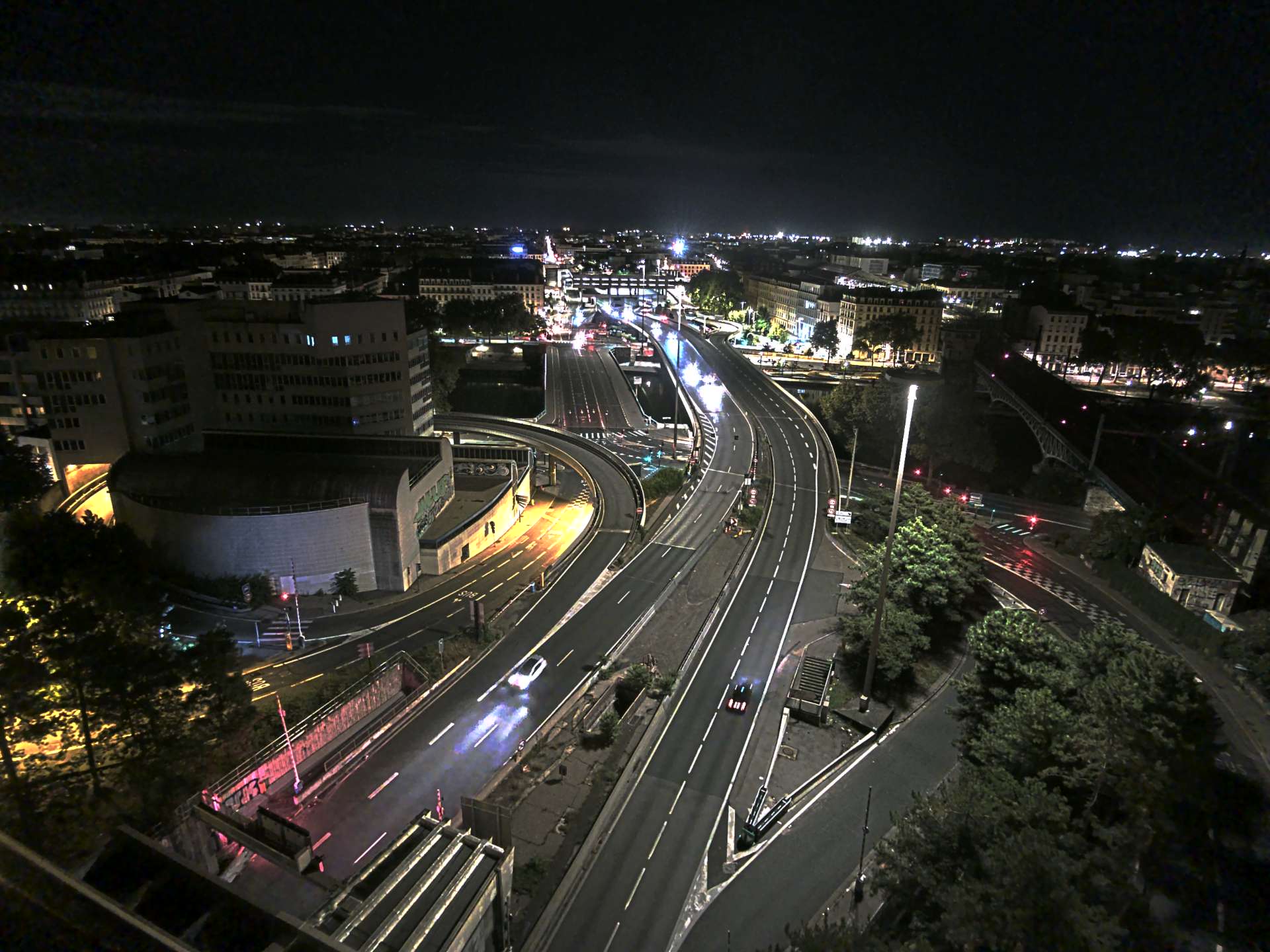 Caméra autoroute à Lyon Perrache à l'entrée Sud du Tunnel sous Fourvière, en direction de Marseille