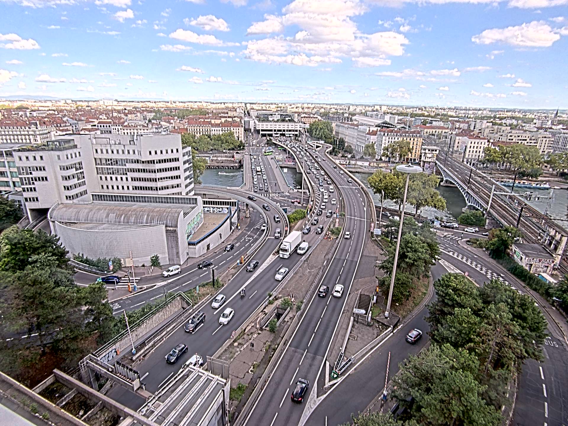 Caméra autoroute à Lyon Perrache à l'entrée Sud du Tunnel sous Fourvière, en direction de Marseille