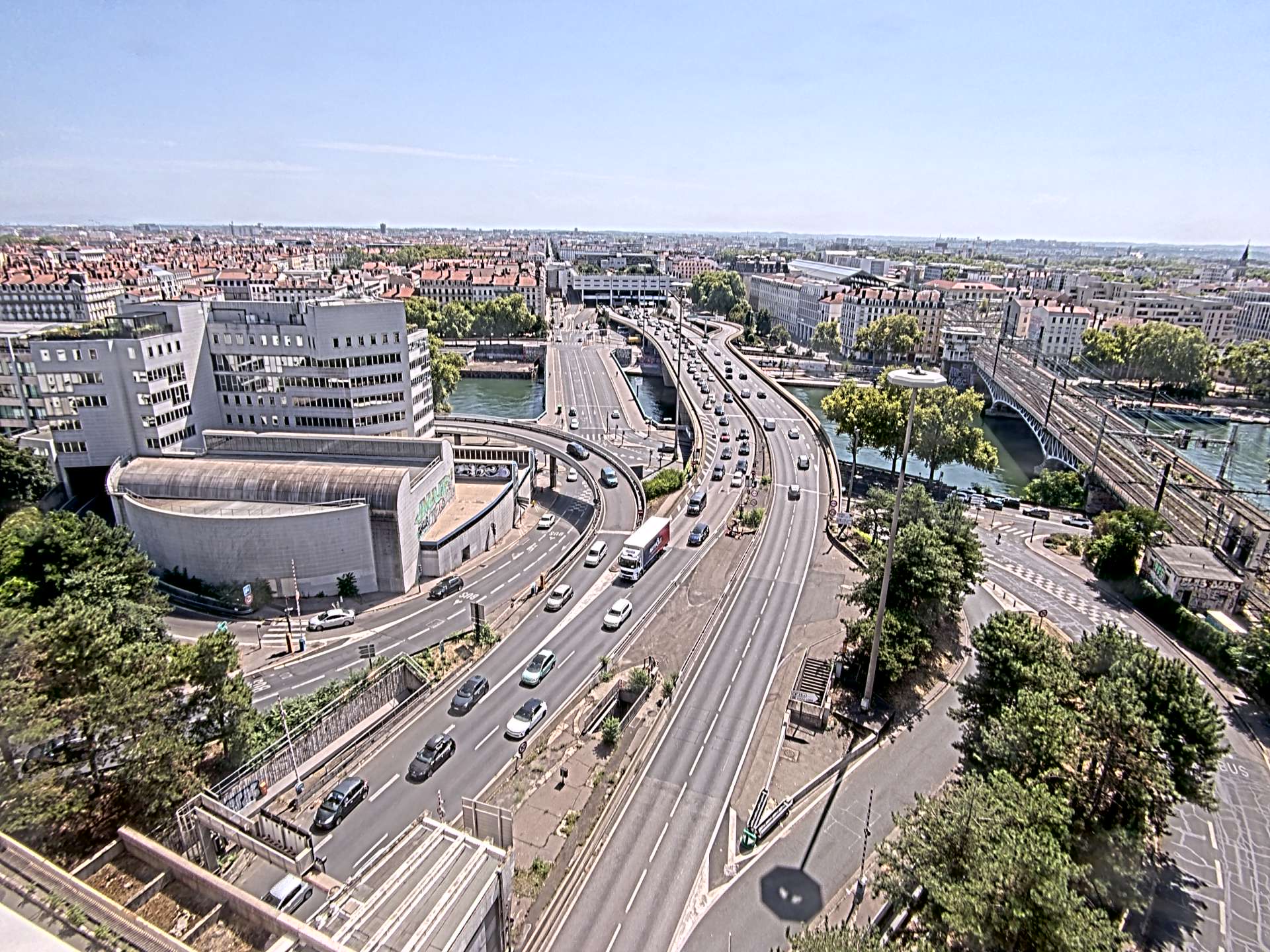 Caméra autoroute à Lyon Perrache à l'entrée Sud du Tunnel sous Fourvière, en direction de Marseille