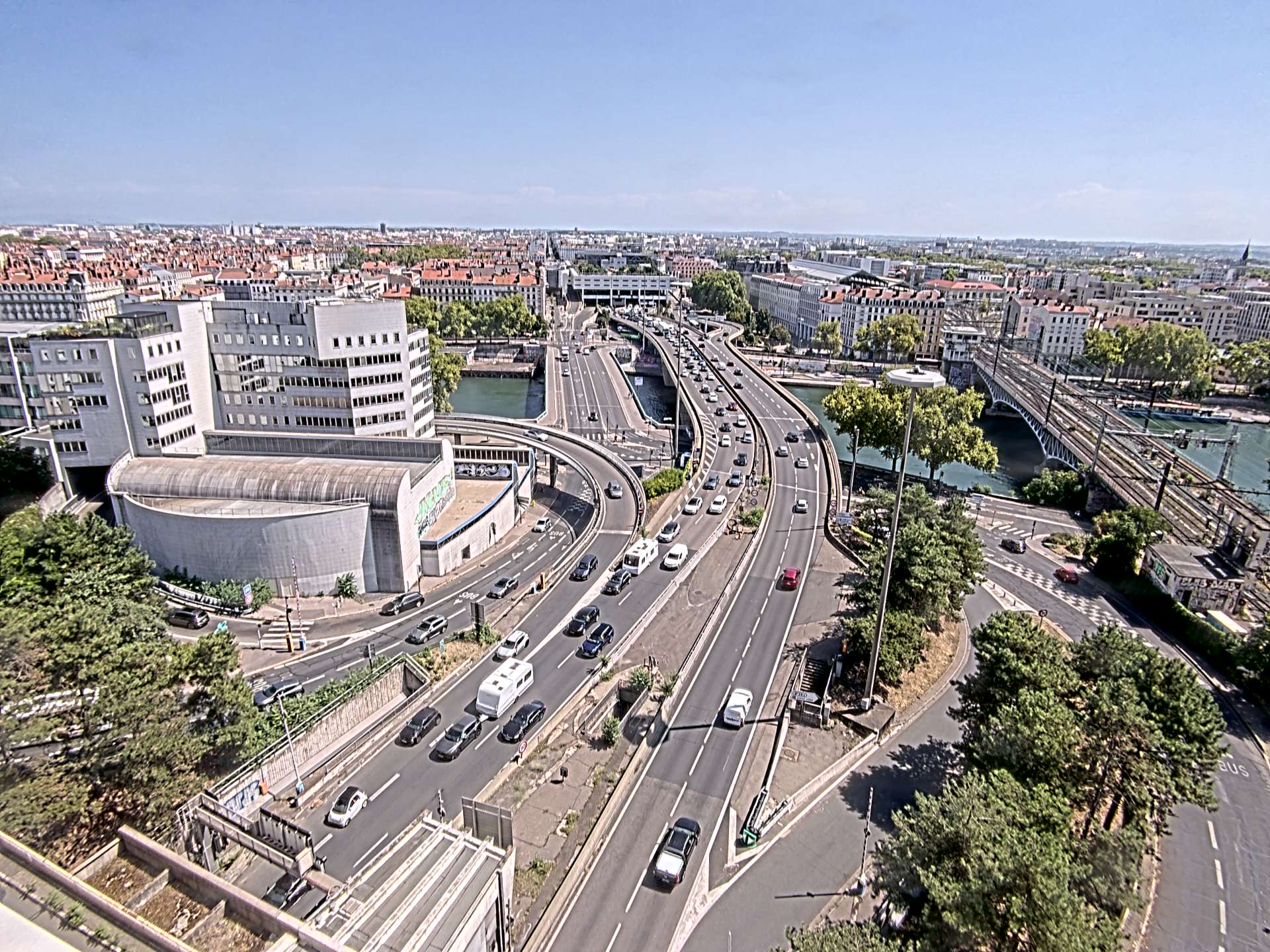 Caméra autoroute à Lyon Perrache à l'entrée Sud du Tunnel sous Fourvière, en direction de Marseille