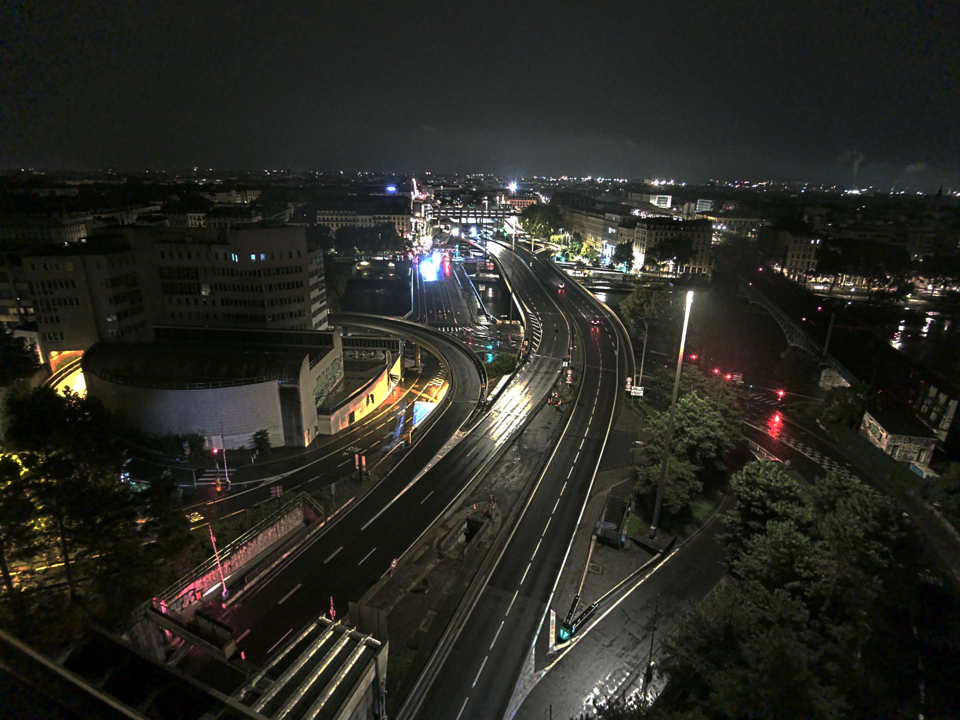 Caméra autoroute à Lyon Perrache à l'entrée Sud du Tunnel sous Fourvière, en direction de Marseille