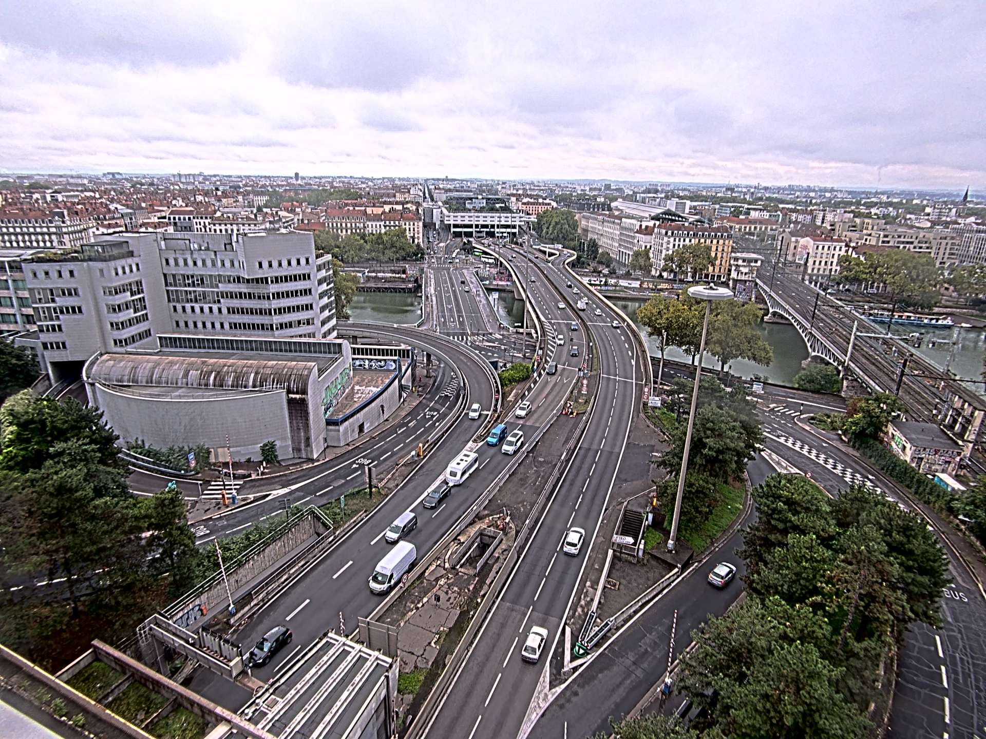 Caméra autoroute à Lyon Perrache à l'entrée Sud du Tunnel sous Fourvière, en direction de Marseille