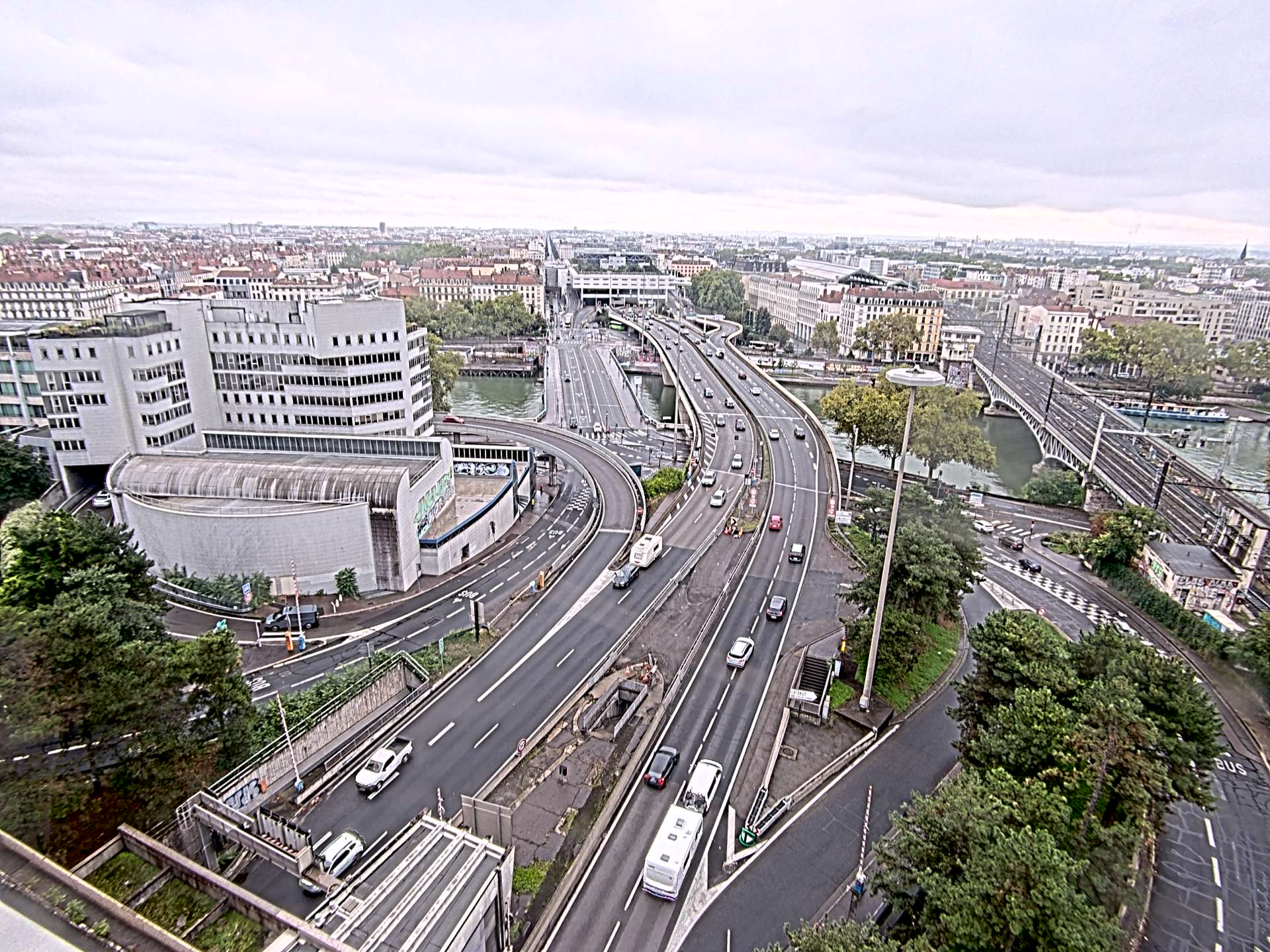 Caméra autoroute à Lyon Perrache à l'entrée Sud du Tunnel sous Fourvière, en direction de Marseille