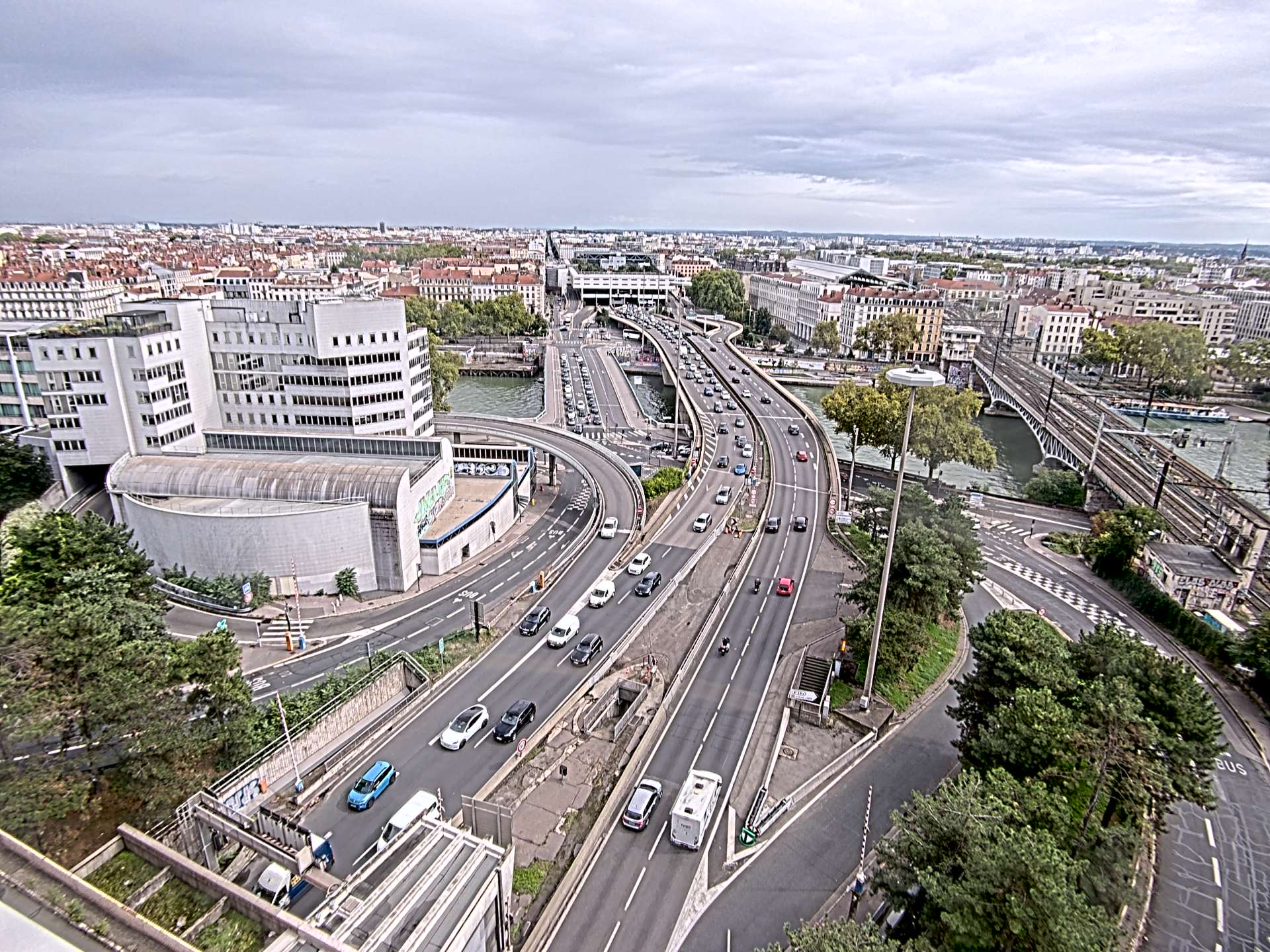 Caméra autoroute à Lyon Perrache à l'entrée Sud du Tunnel sous Fourvière, en direction de Marseille