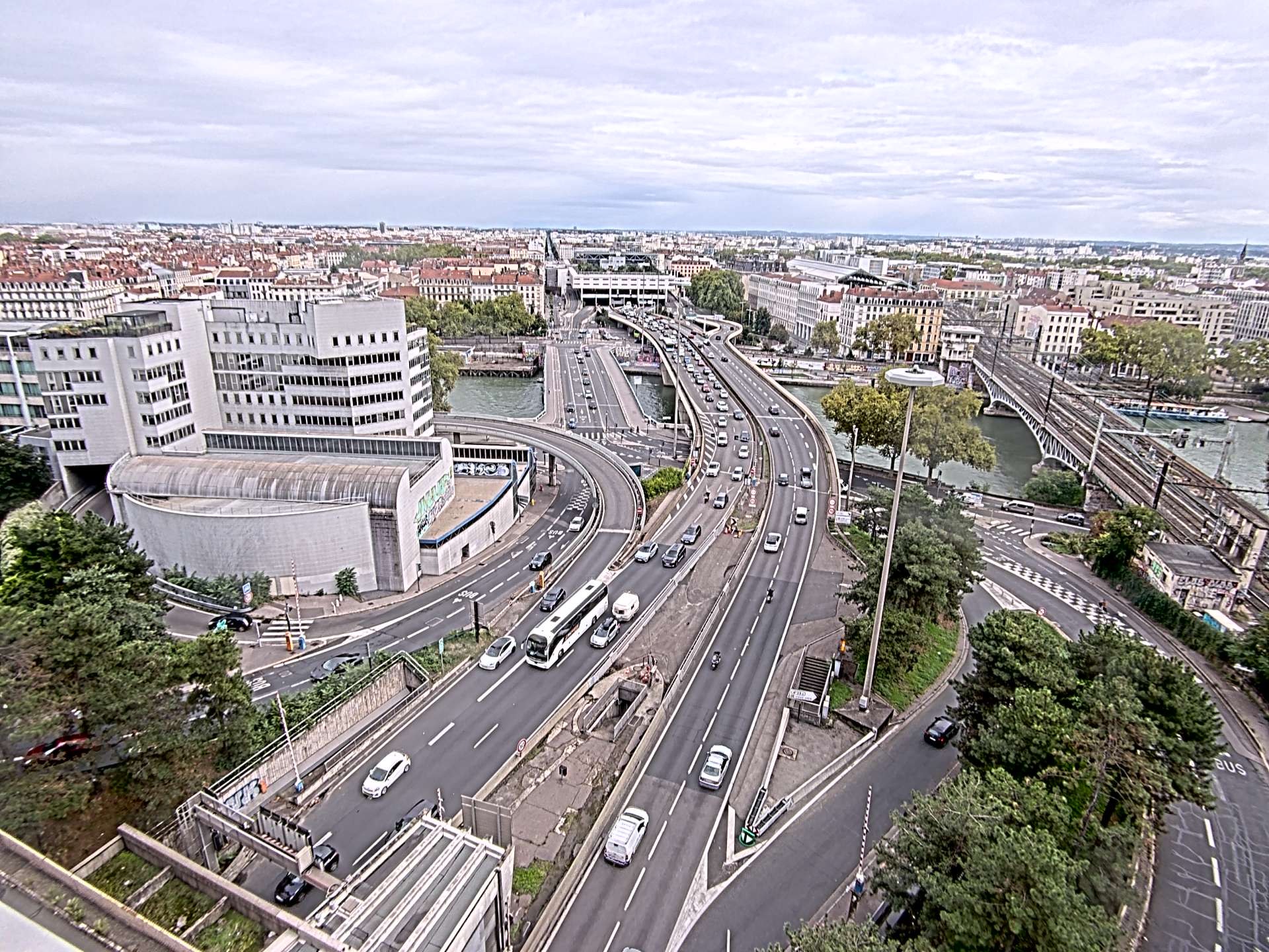 Caméra autoroute à Lyon Perrache à l'entrée Sud du Tunnel sous Fourvière, en direction de Marseille