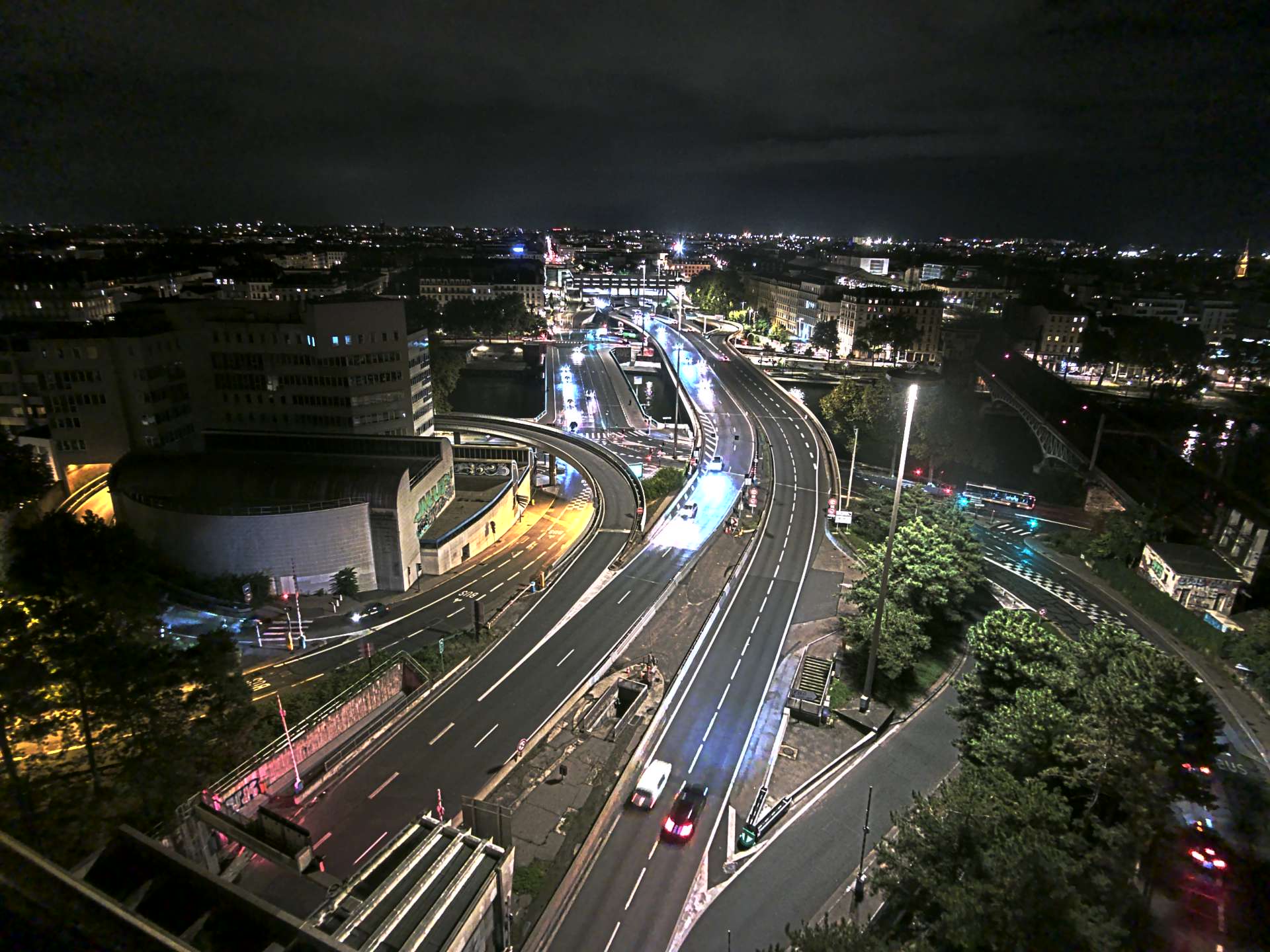 Caméra autoroute à Lyon Perrache à l'entrée Sud du Tunnel sous Fourvière, en direction de Marseille