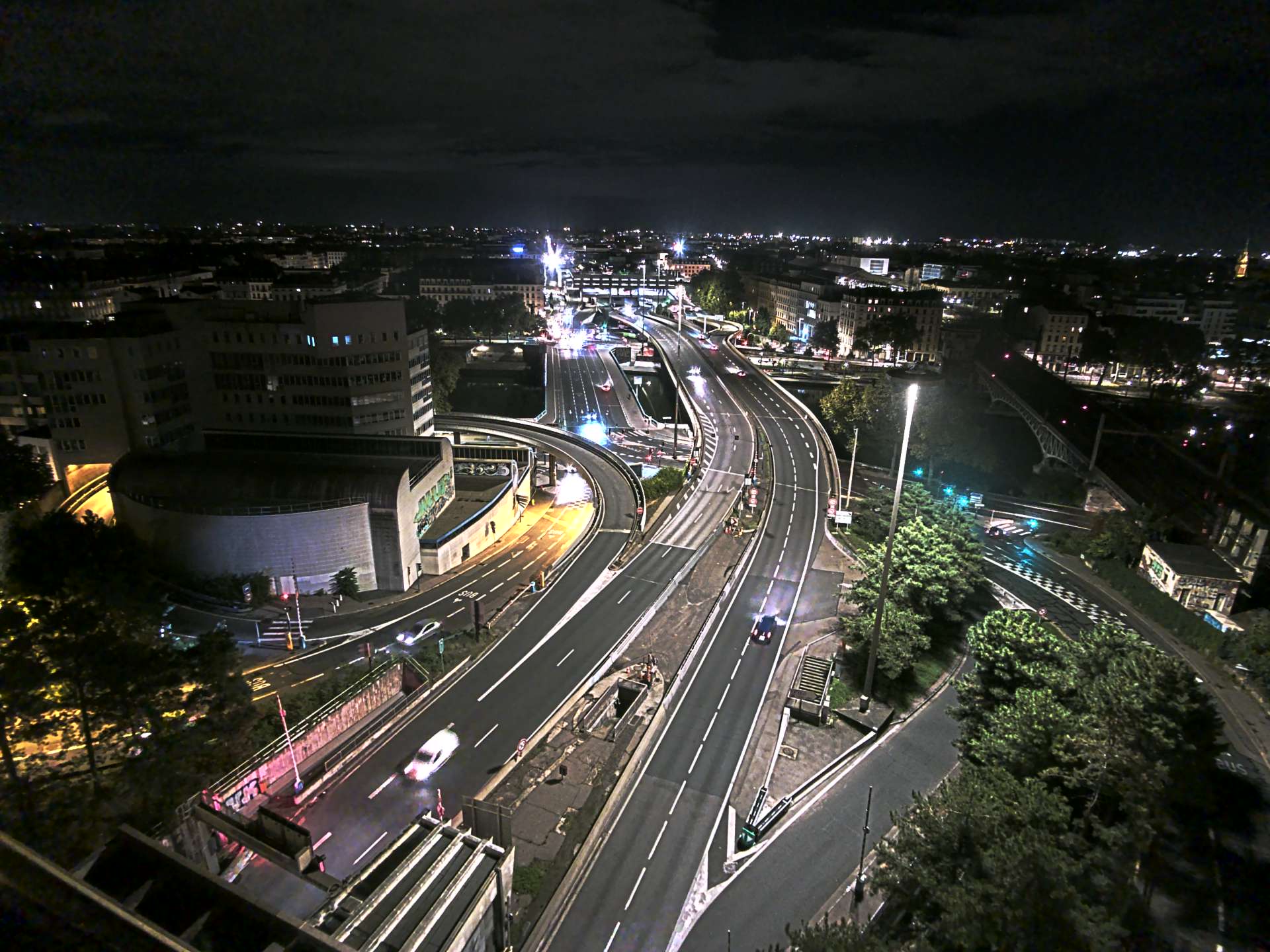 Caméra autoroute à Lyon Perrache à l'entrée Sud du Tunnel sous Fourvière, en direction de Marseille
