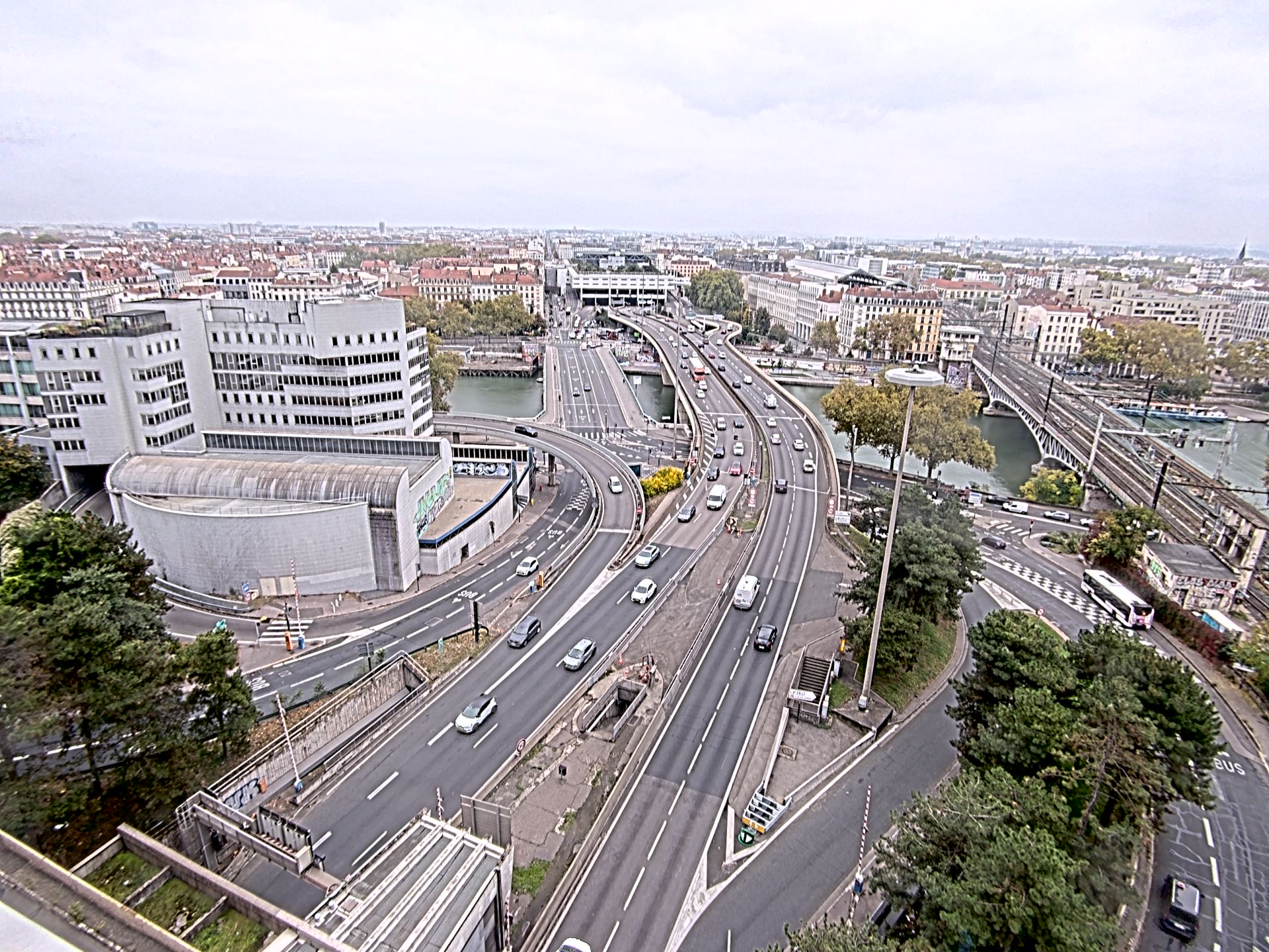 Caméra autoroute à Lyon Perrache à l'entrée Sud du Tunnel sous Fourvière, en direction de Marseille