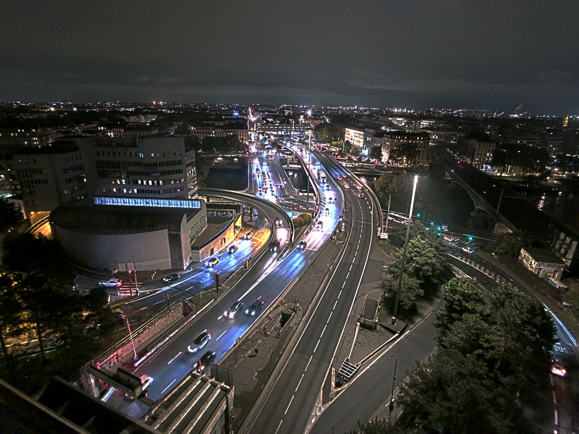 Caméra autoroute à Lyon Perrache à l'entrée Sud du Tunnel sous Fourvière, en direction de Marseille