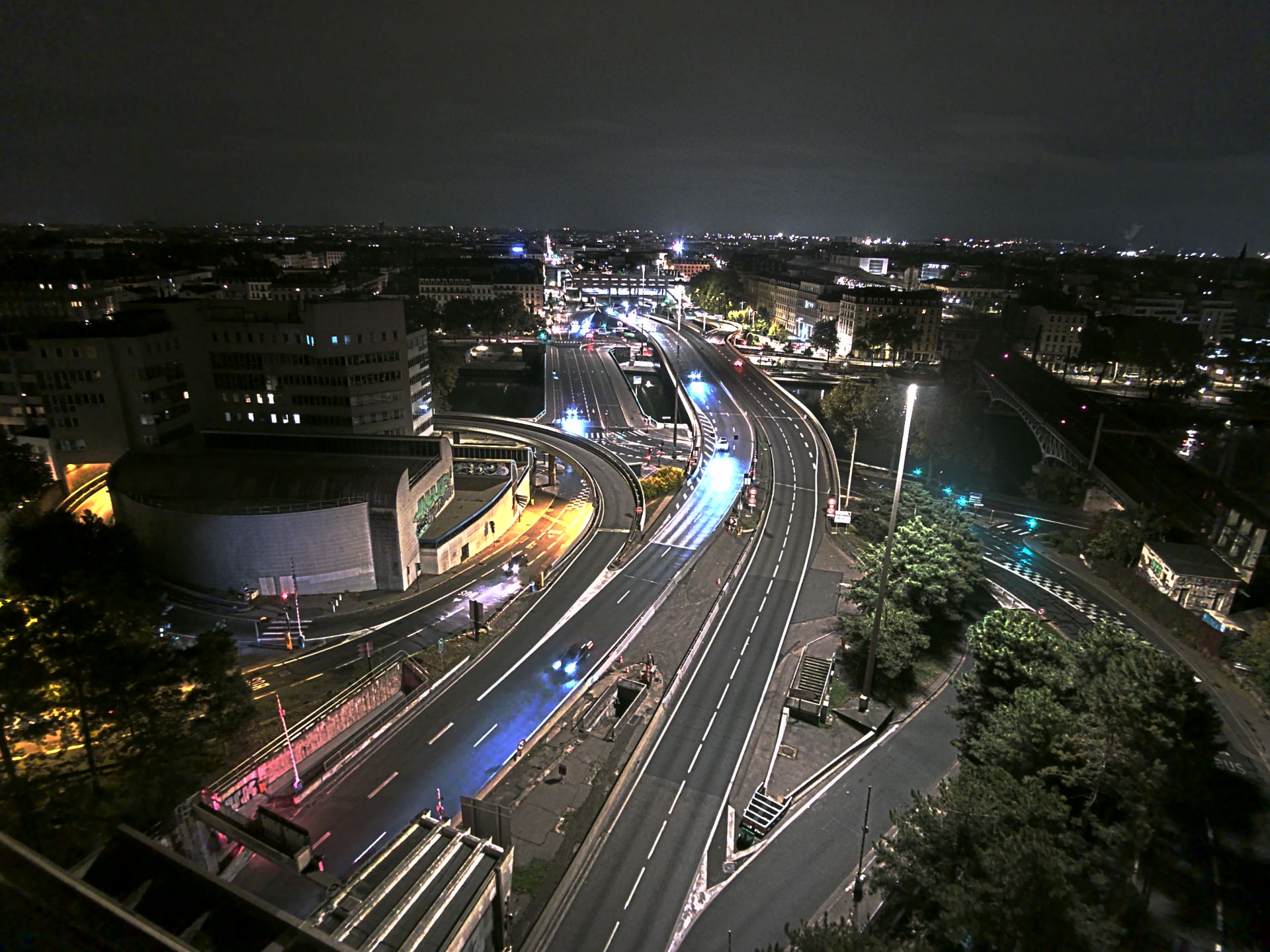 Caméra autoroute à Lyon Perrache à l'entrée Sud du Tunnel sous Fourvière, en direction de Marseille