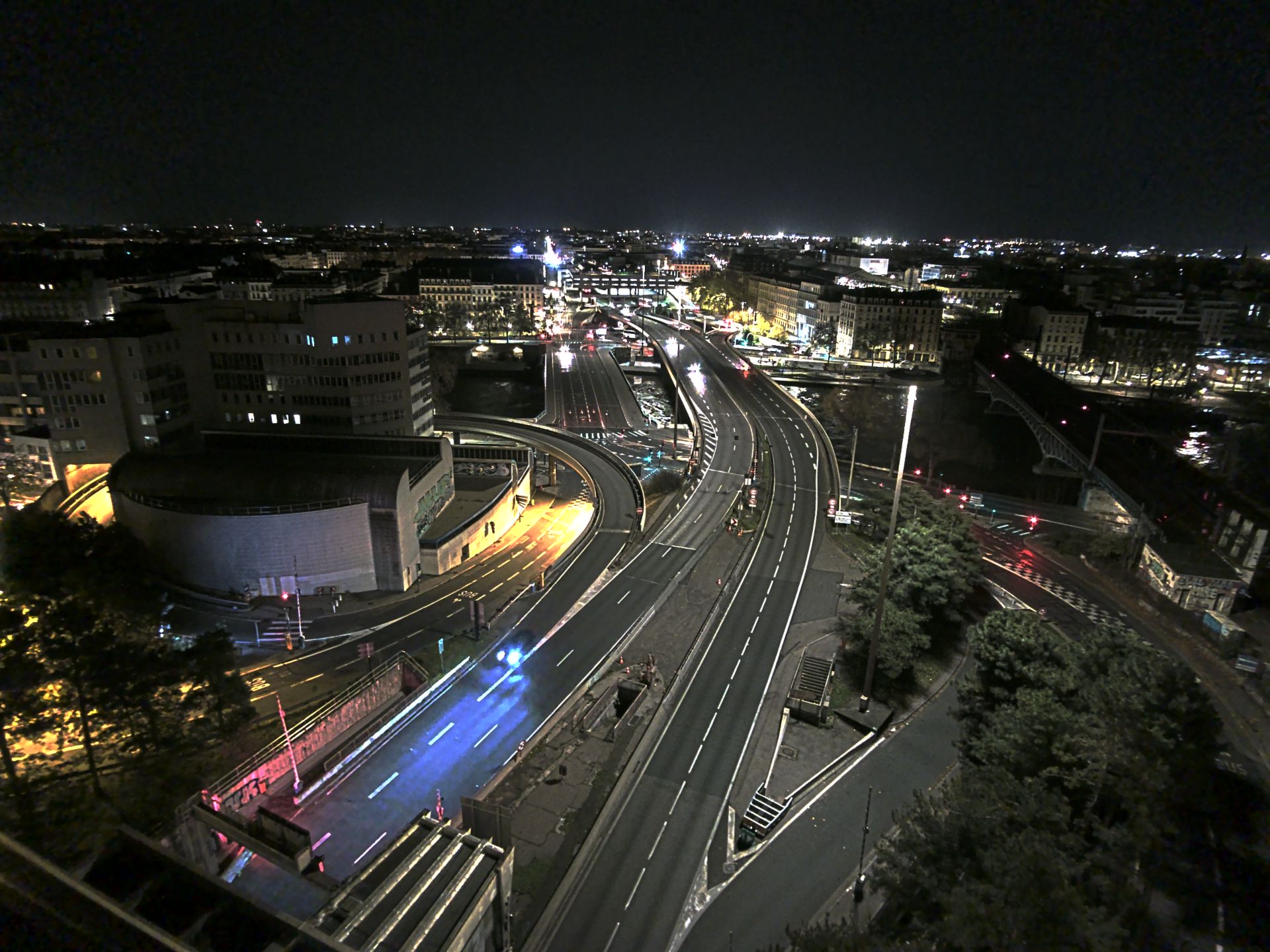 Caméra autoroute à Lyon Perrache à l'entrée Sud du Tunnel sous Fourvière, en direction de Marseille