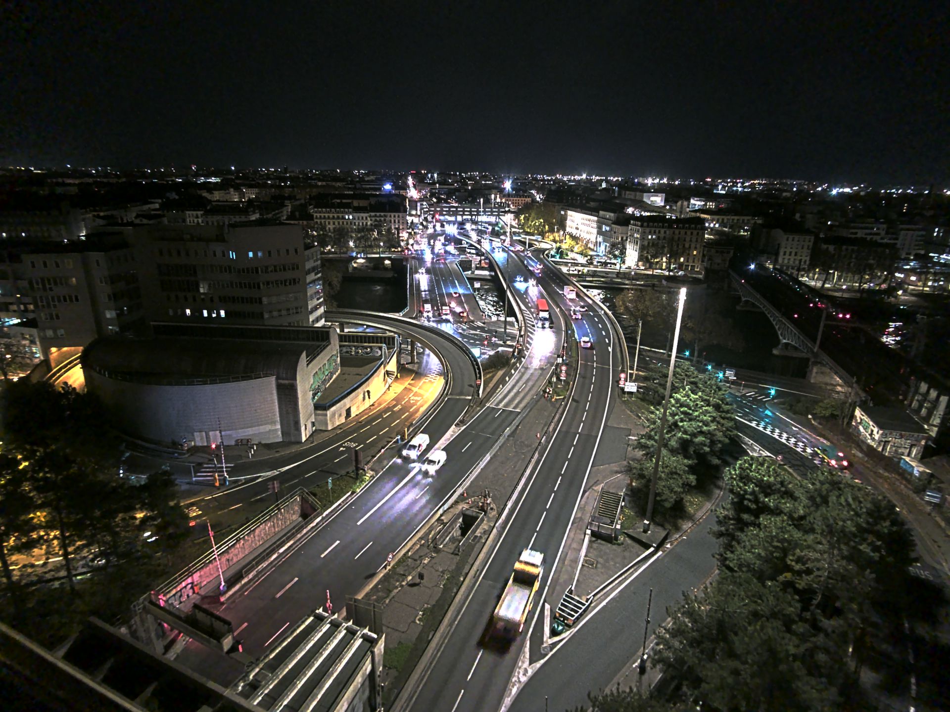 Caméra autoroute à Lyon Perrache à l'entrée Sud du Tunnel sous Fourvière, en direction de Marseille