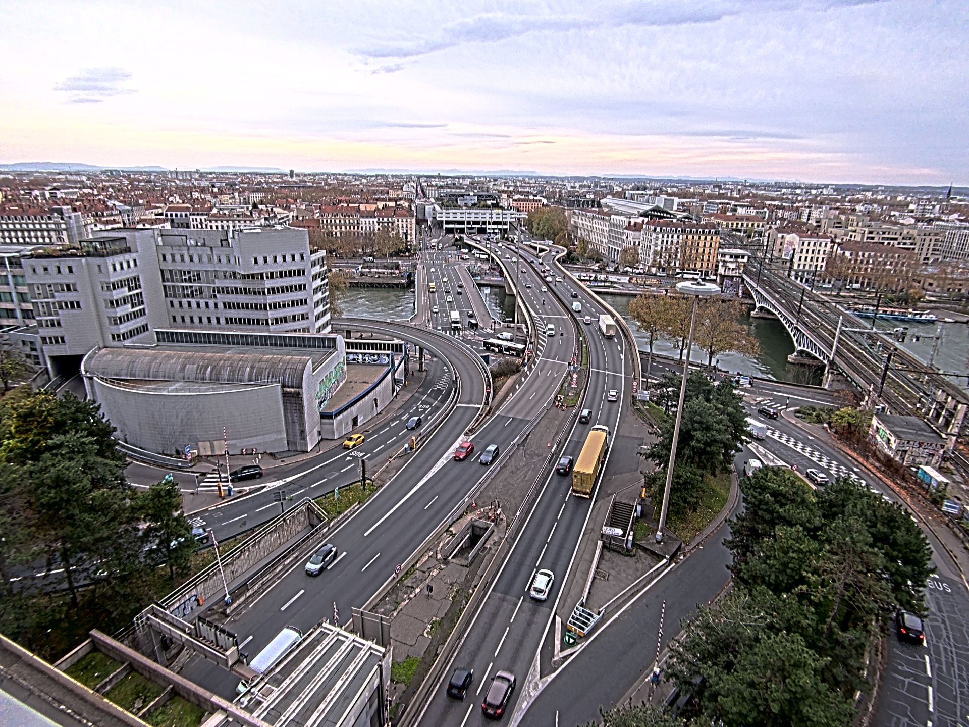 Caméra autoroute à Lyon Perrache à l'entrée Sud du Tunnel sous Fourvière, en direction de Marseille