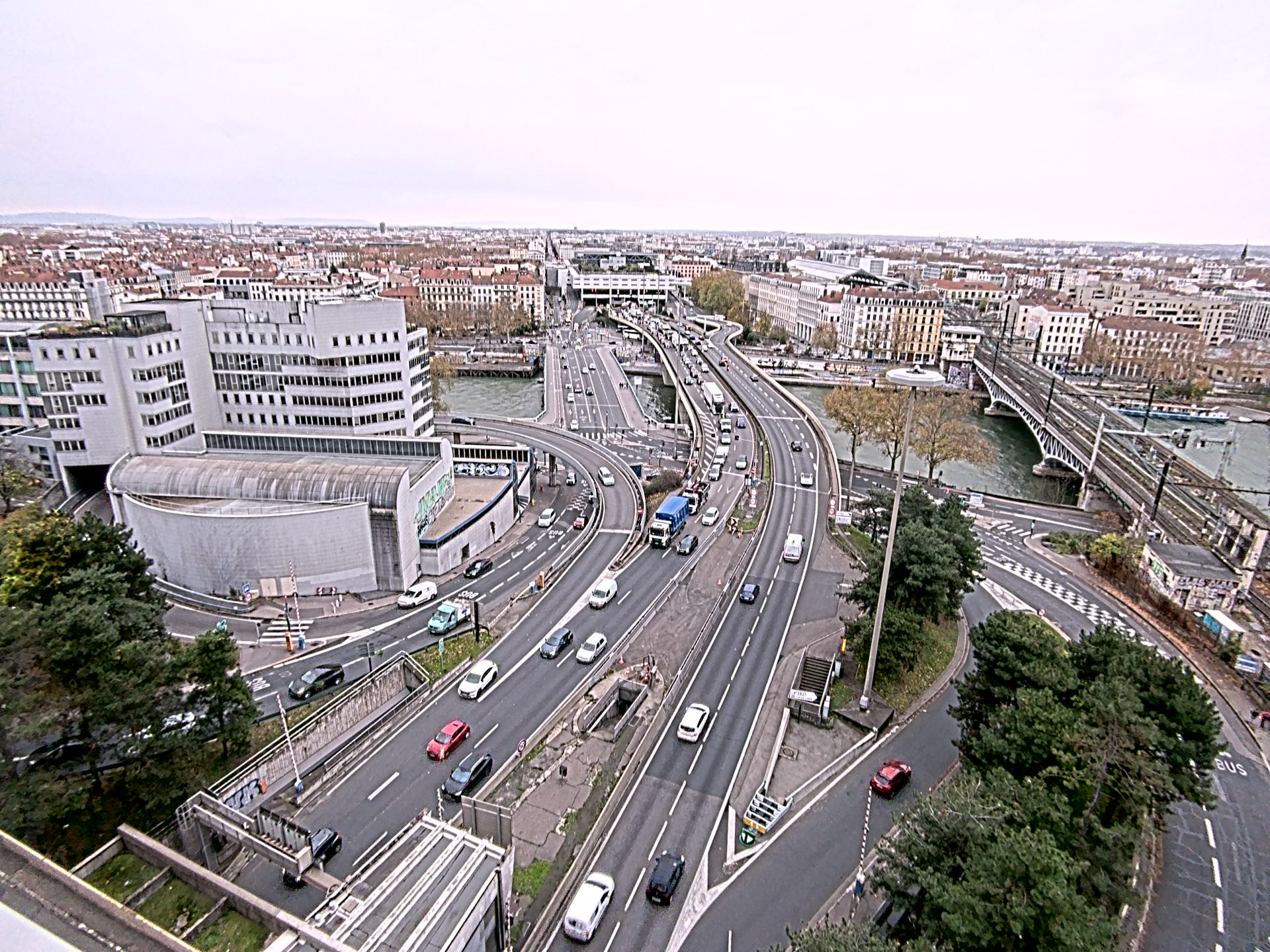 Caméra autoroute à Lyon Perrache à l'entrée Sud du Tunnel sous Fourvière, en direction de Marseille