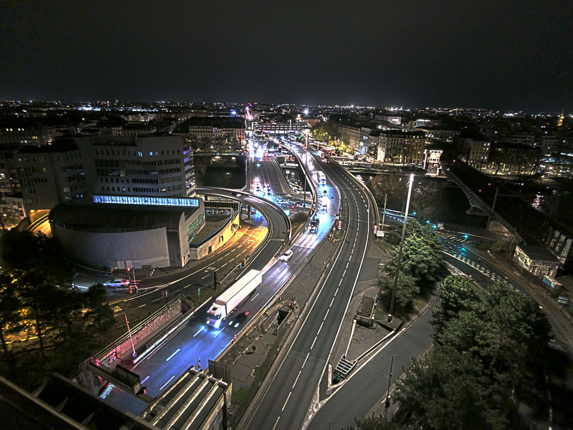 Caméra autoroute à Lyon Perrache à l'entrée Sud du Tunnel sous Fourvière, en direction de Marseille