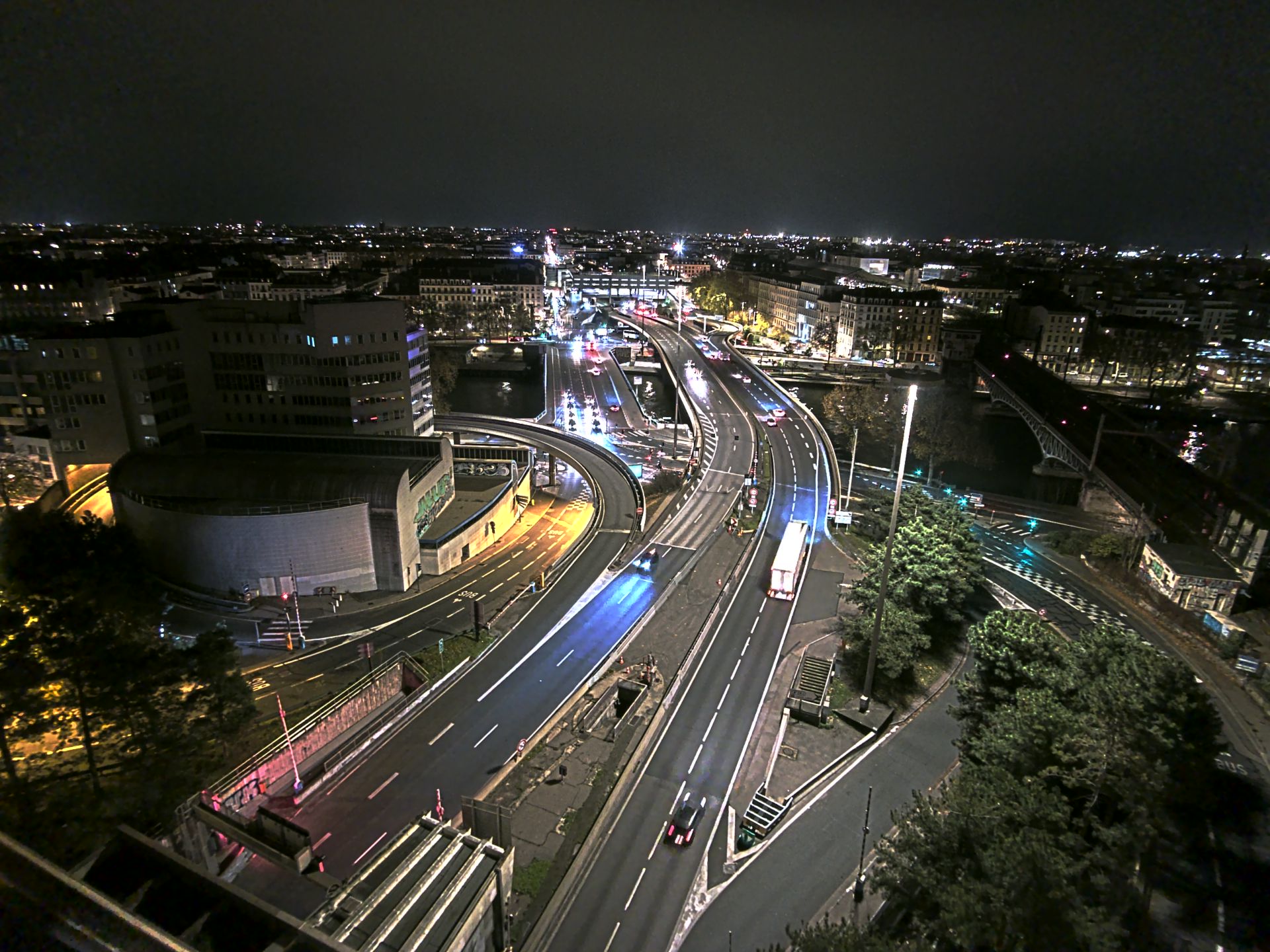 Caméra autoroute à Lyon Perrache à l'entrée Sud du Tunnel sous Fourvière, en direction de Marseille