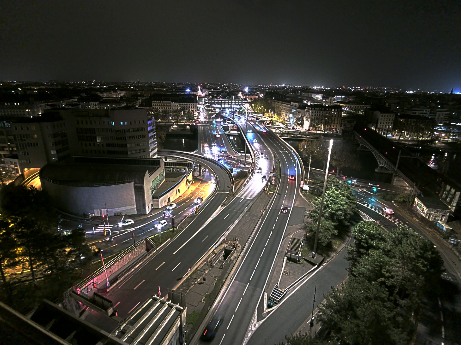 Caméra autoroute à Lyon Perrache à l'entrée Sud du Tunnel sous Fourvière, en direction de Marseille