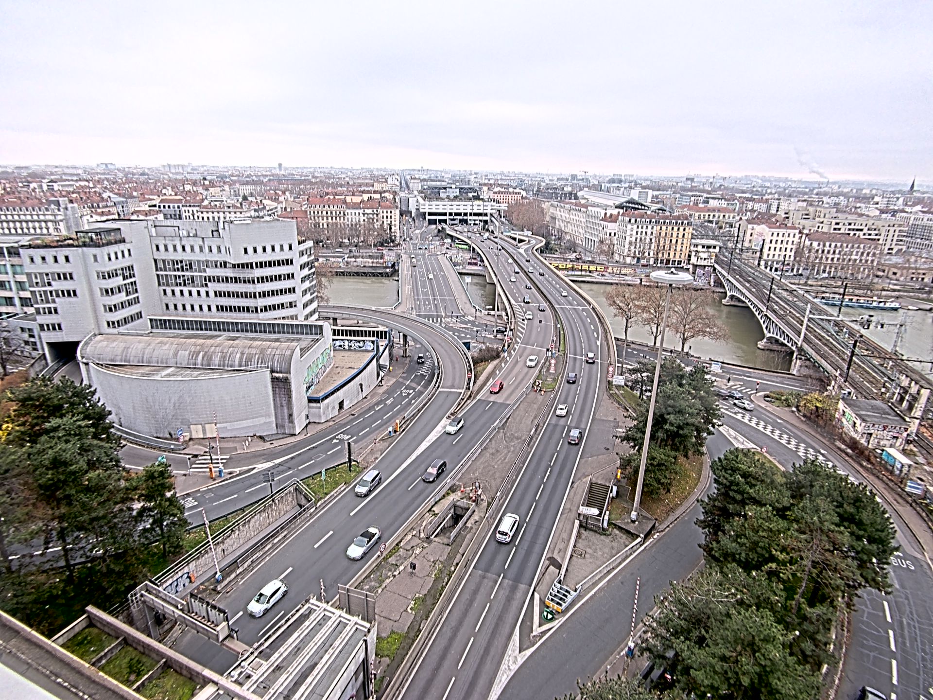 Caméra autoroute à Lyon Perrache à l'entrée Sud du Tunnel sous Fourvière, en direction de Marseille