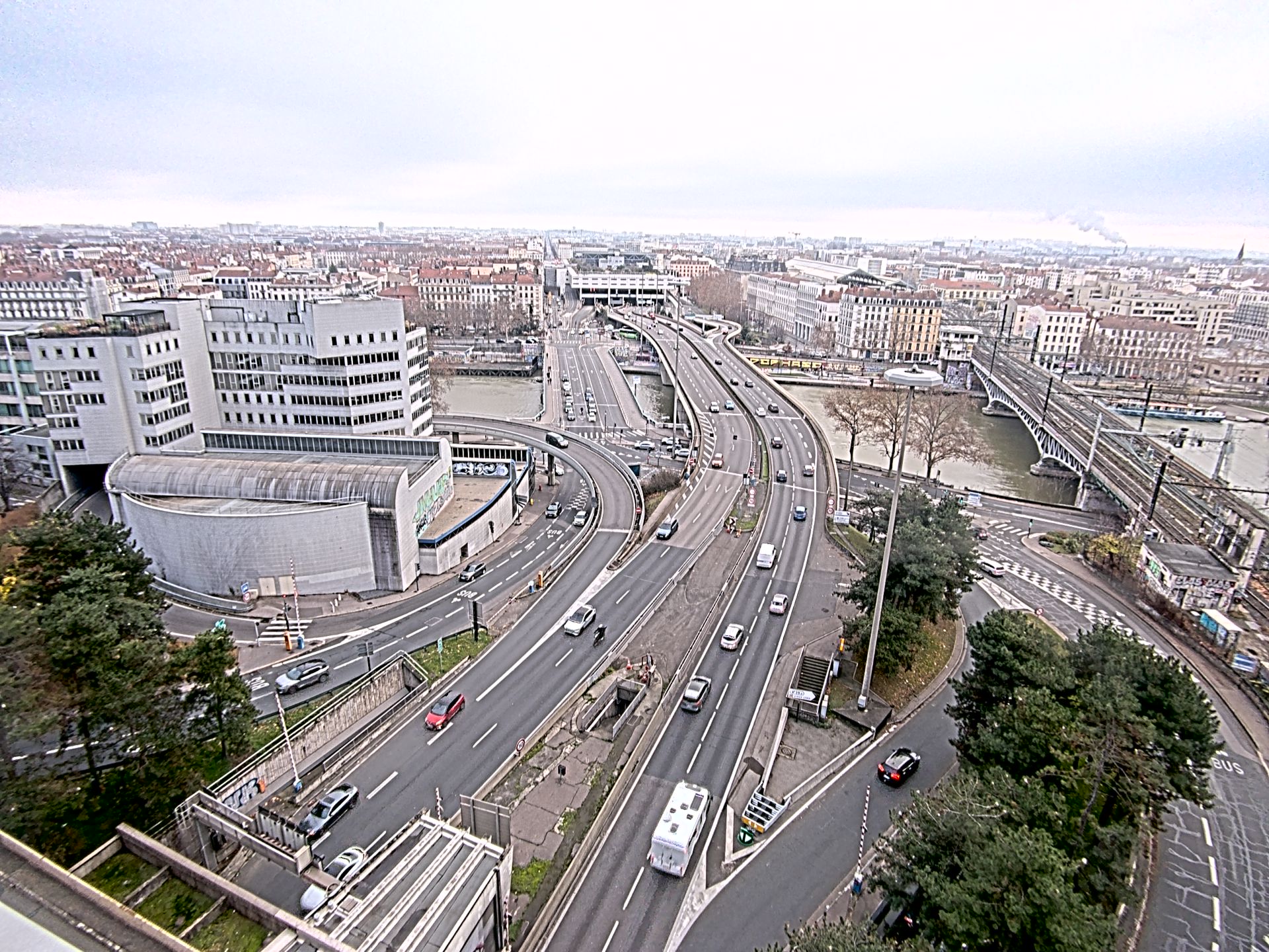 Caméra autoroute à Lyon Perrache à l'entrée Sud du Tunnel sous Fourvière, en direction de Marseille