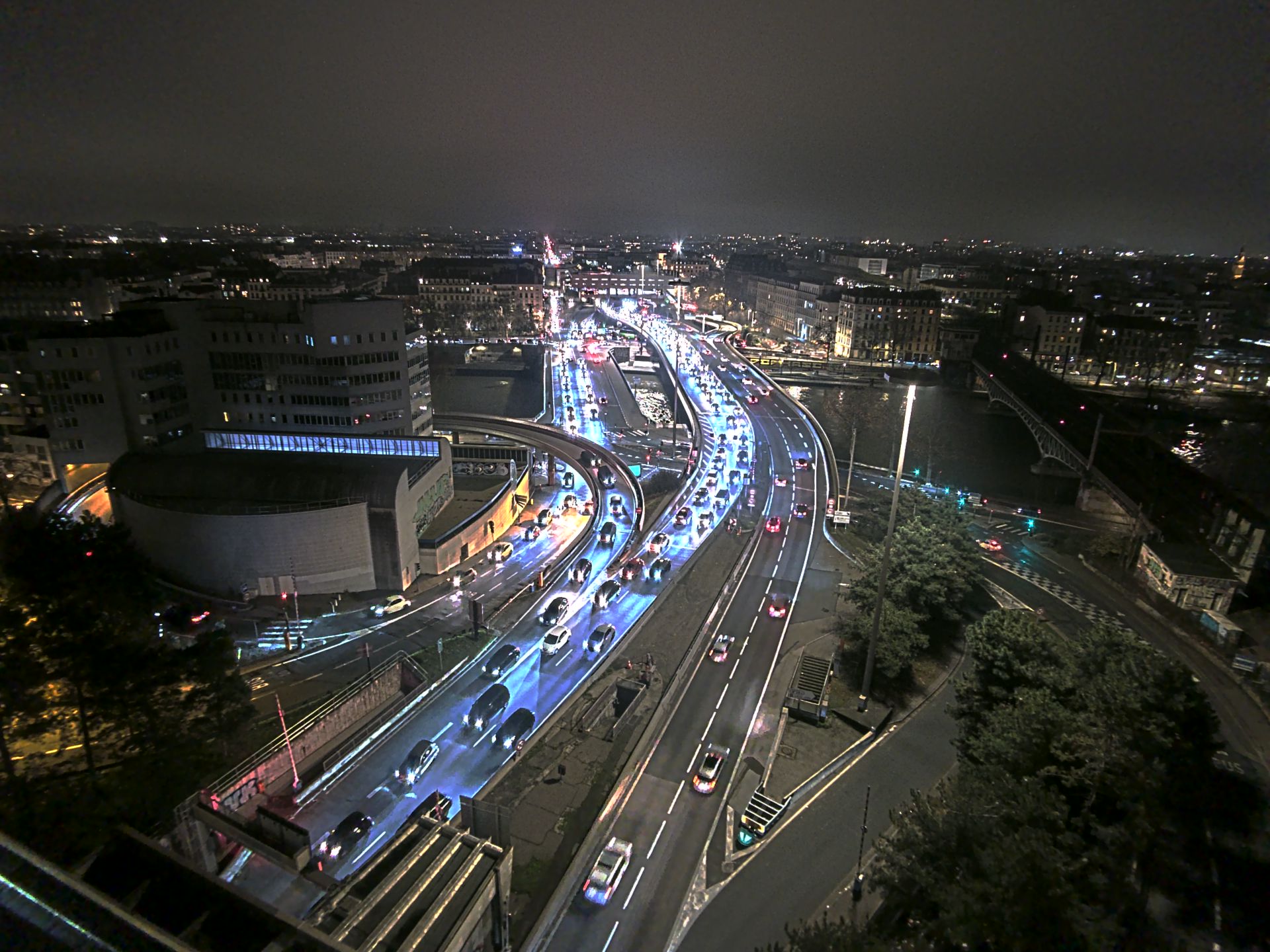 Caméra autoroute à Lyon Perrache à l'entrée Sud du Tunnel sous Fourvière, en direction de Marseille