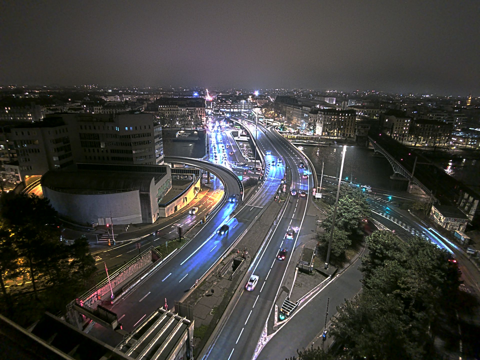 Caméra autoroute à Lyon Perrache à l'entrée Sud du Tunnel sous Fourvière, en direction de Marseille