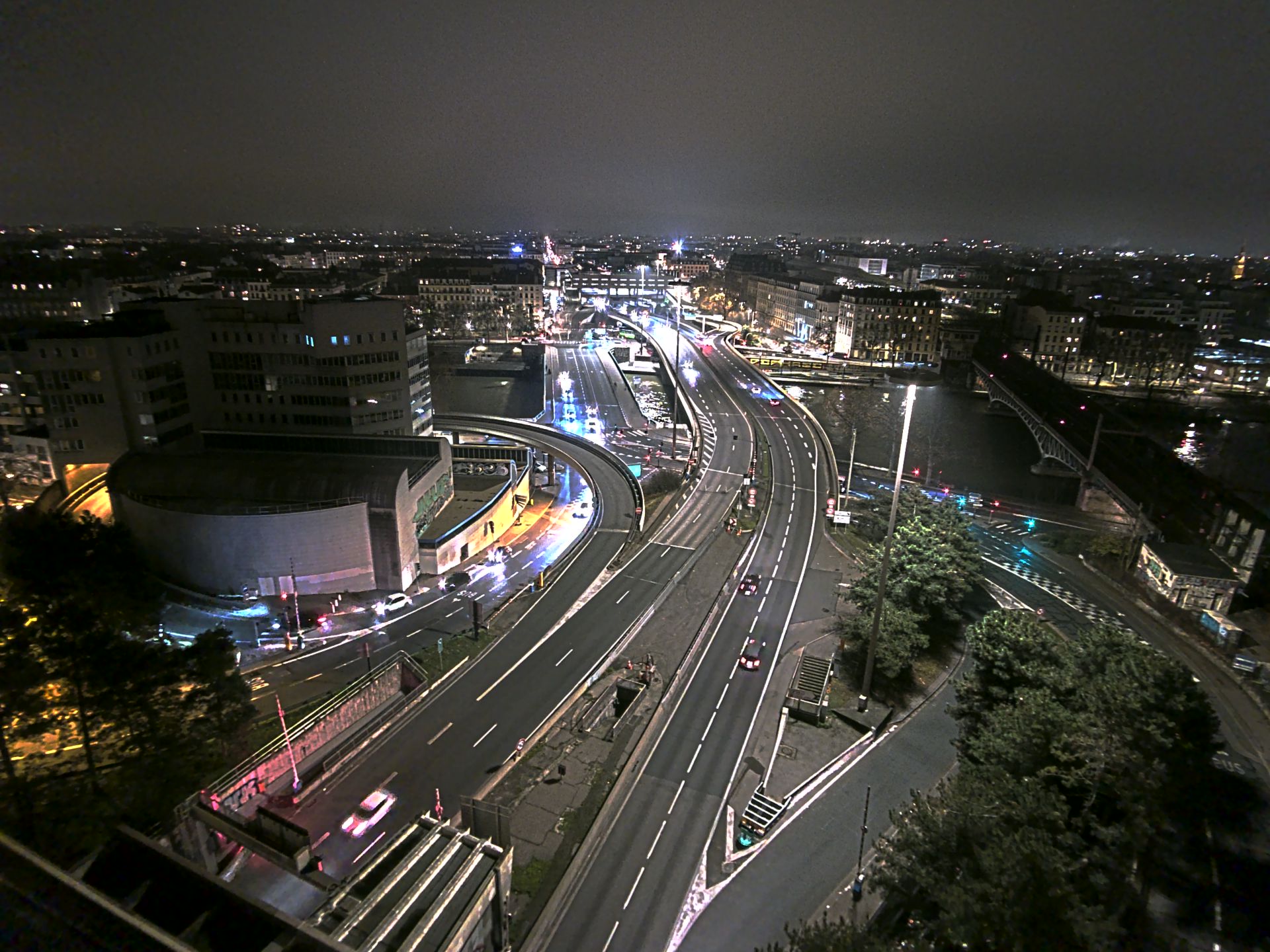 Caméra autoroute à Lyon Perrache à l'entrée Sud du Tunnel sous Fourvière, en direction de Marseille