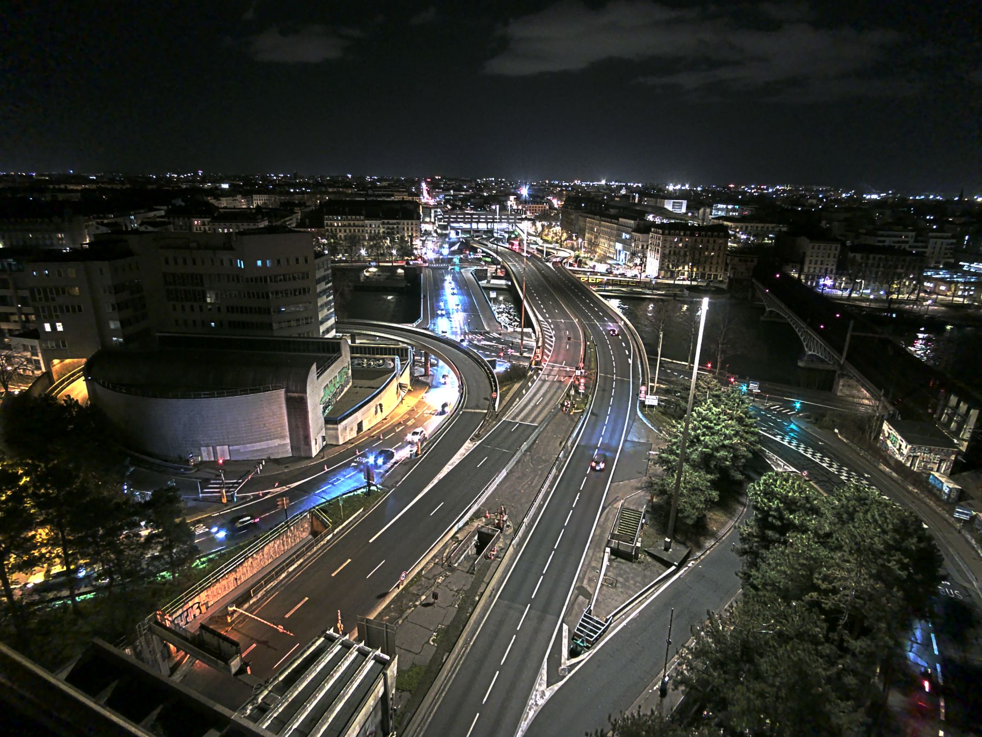 Caméra autoroute à Lyon Perrache à l'entrée Sud du Tunnel sous Fourvière, en direction de Marseille