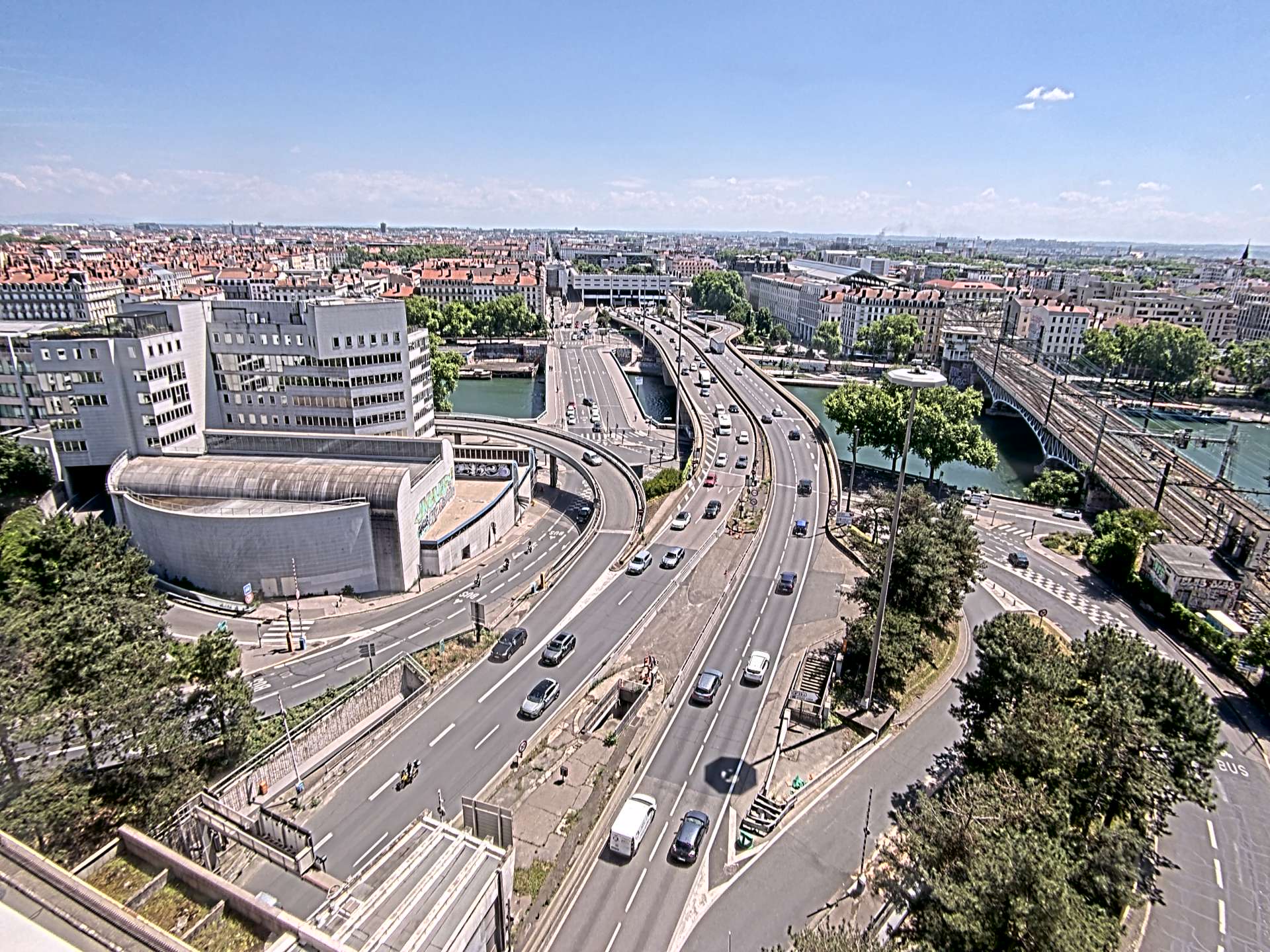 Caméra autoroute à Lyon Perrache à l'entrée Sud du Tunnel sous Fourvière, en direction de Marseille