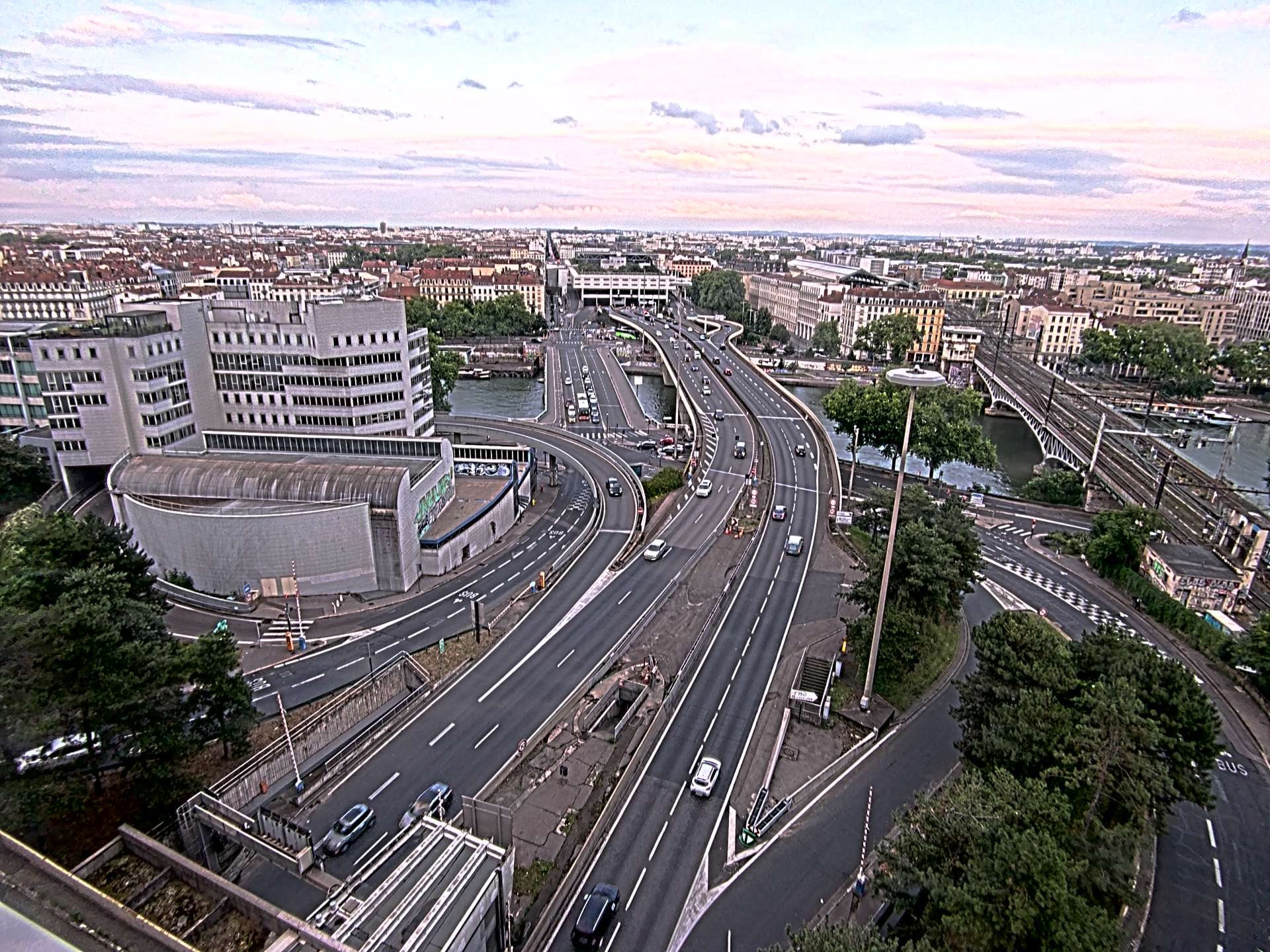 Caméra autoroute à Lyon Perrache à l'entrée Sud du Tunnel sous Fourvière, en direction de Marseille