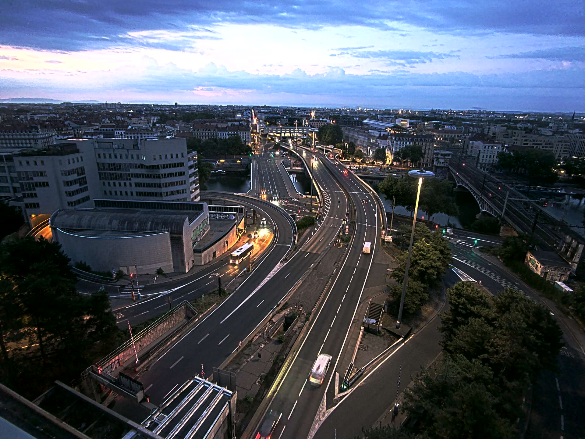 Caméra autoroute à Lyon Perrache à l'entrée Sud du Tunnel sous Fourvière, en direction de Marseille