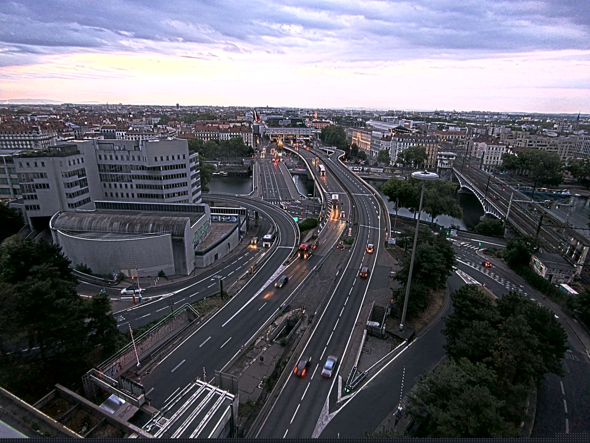 Caméra autoroute à Lyon Perrache à l'entrée Sud du Tunnel sous Fourvière, en direction de Marseille