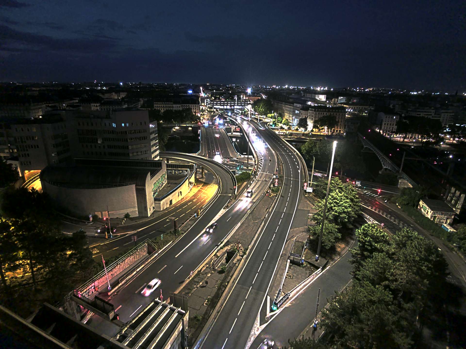Caméra autoroute à Lyon Perrache à l'entrée Sud du Tunnel sous Fourvière, en direction de Marseille