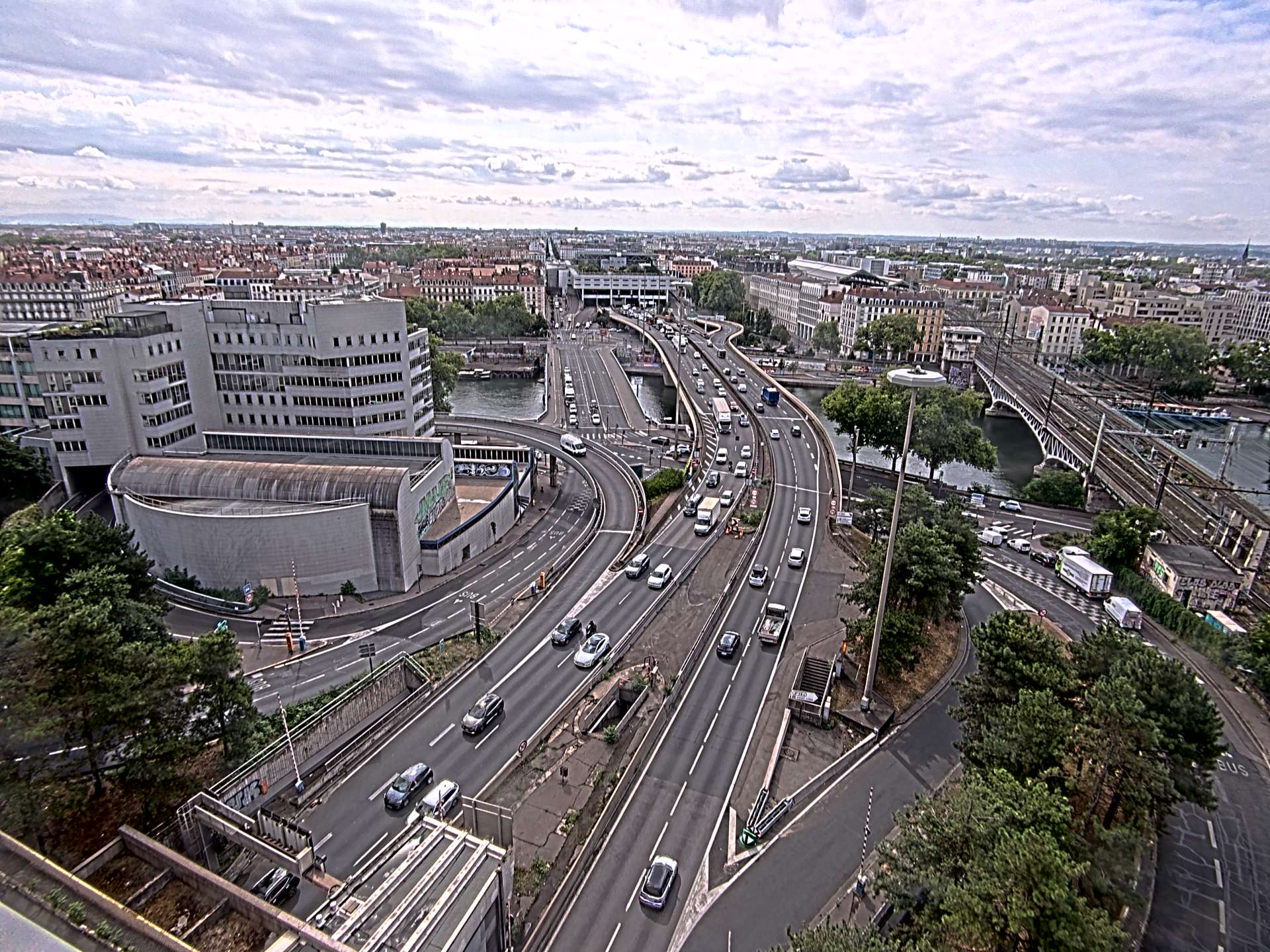 Caméra autoroute à Lyon Perrache à l'entrée Sud du Tunnel sous Fourvière, en direction de Marseille